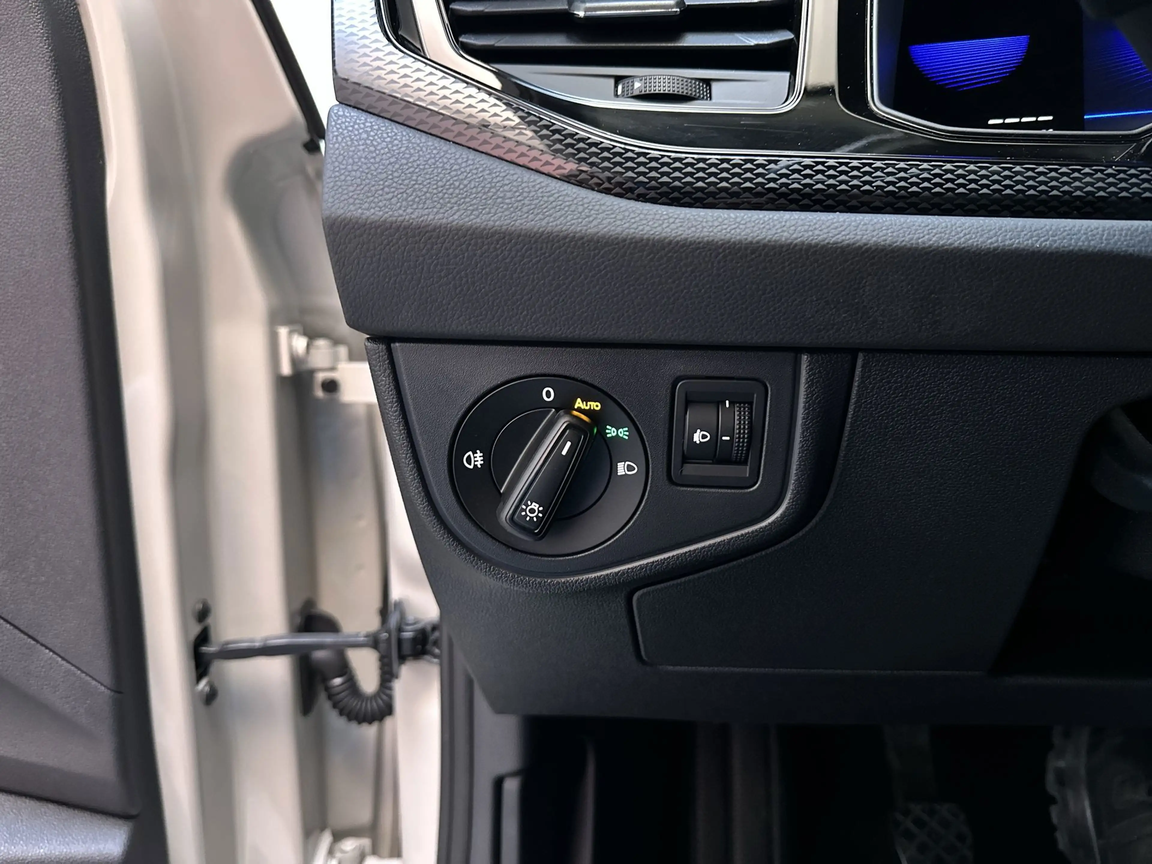 Volkswagen Taigo 1.0 TSI Life Parkeersensoren App-Connect DAB+ Adap — photo 23