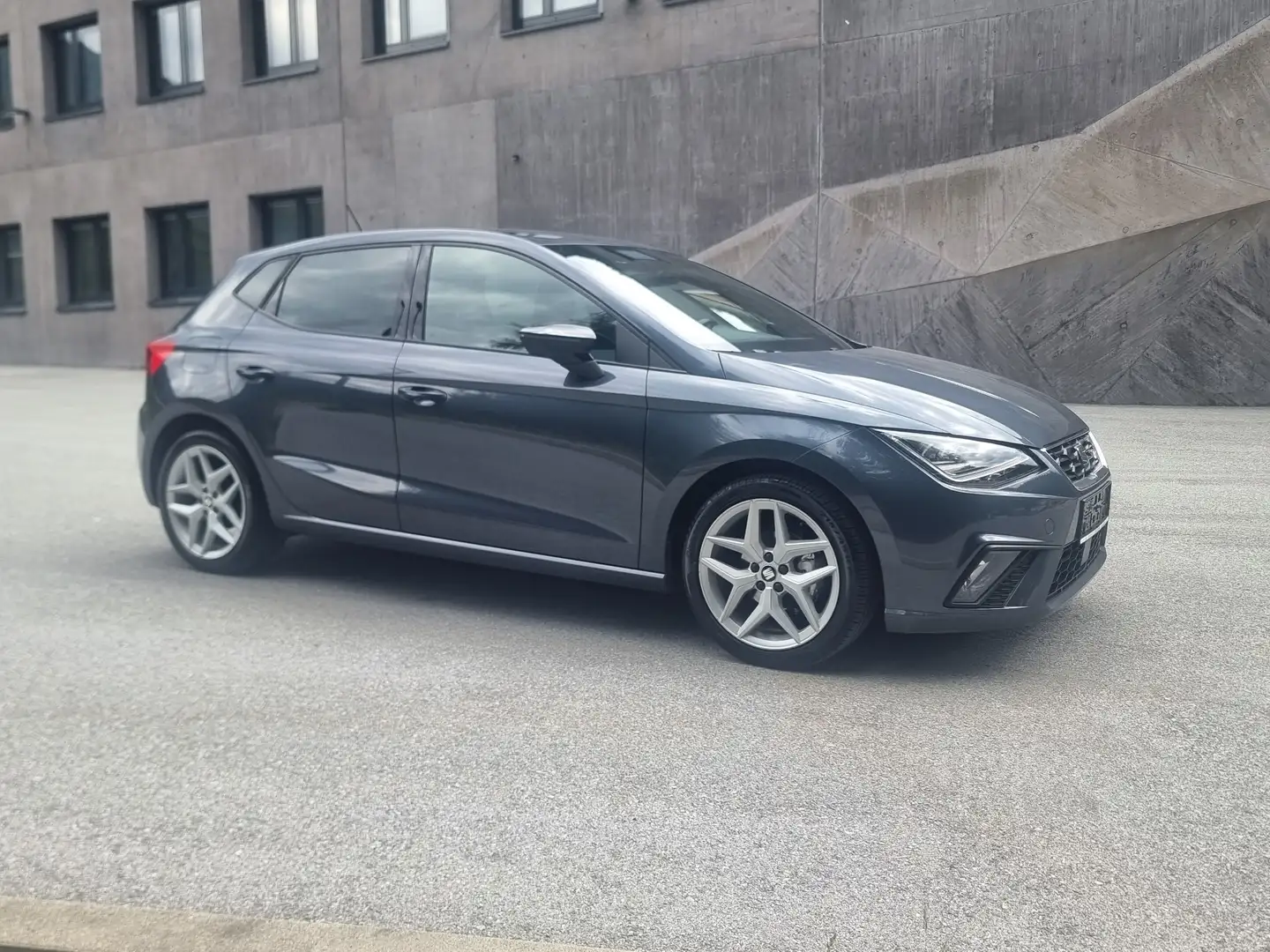 SEAT Ibiza 1,0 TSI  FR //ALU//LED//PARKS.// - 1
