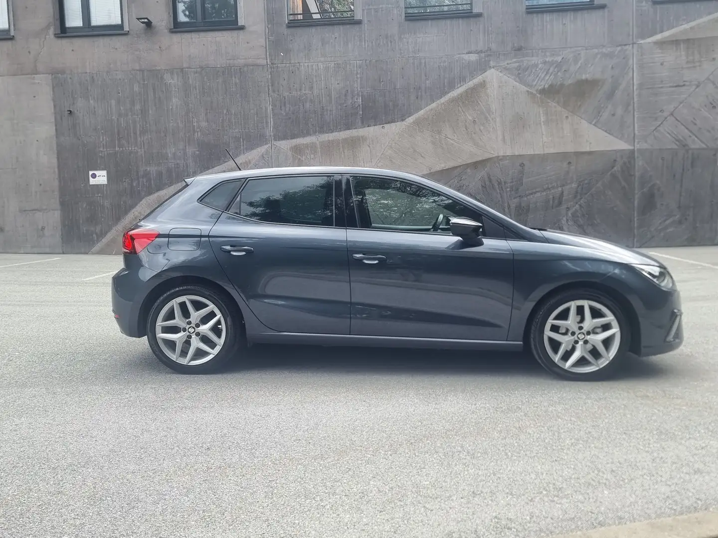 SEAT Ibiza 1,0 TSI  FR //ALU//LED//PARKS.// - 2