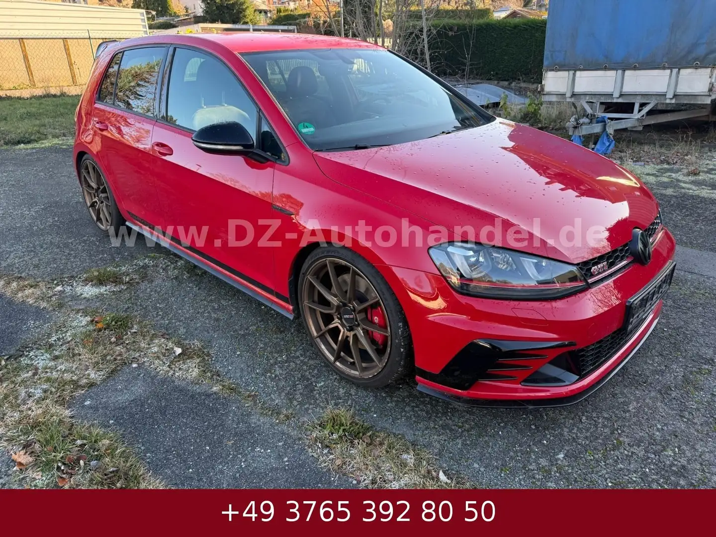 Volkswagen Golf VII Lim. GTI Clubsport BMT 108 tkm Rot - 1