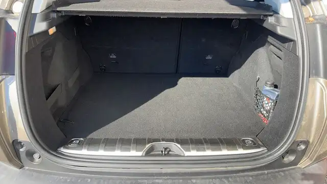 Peugeot 2008 view 14
