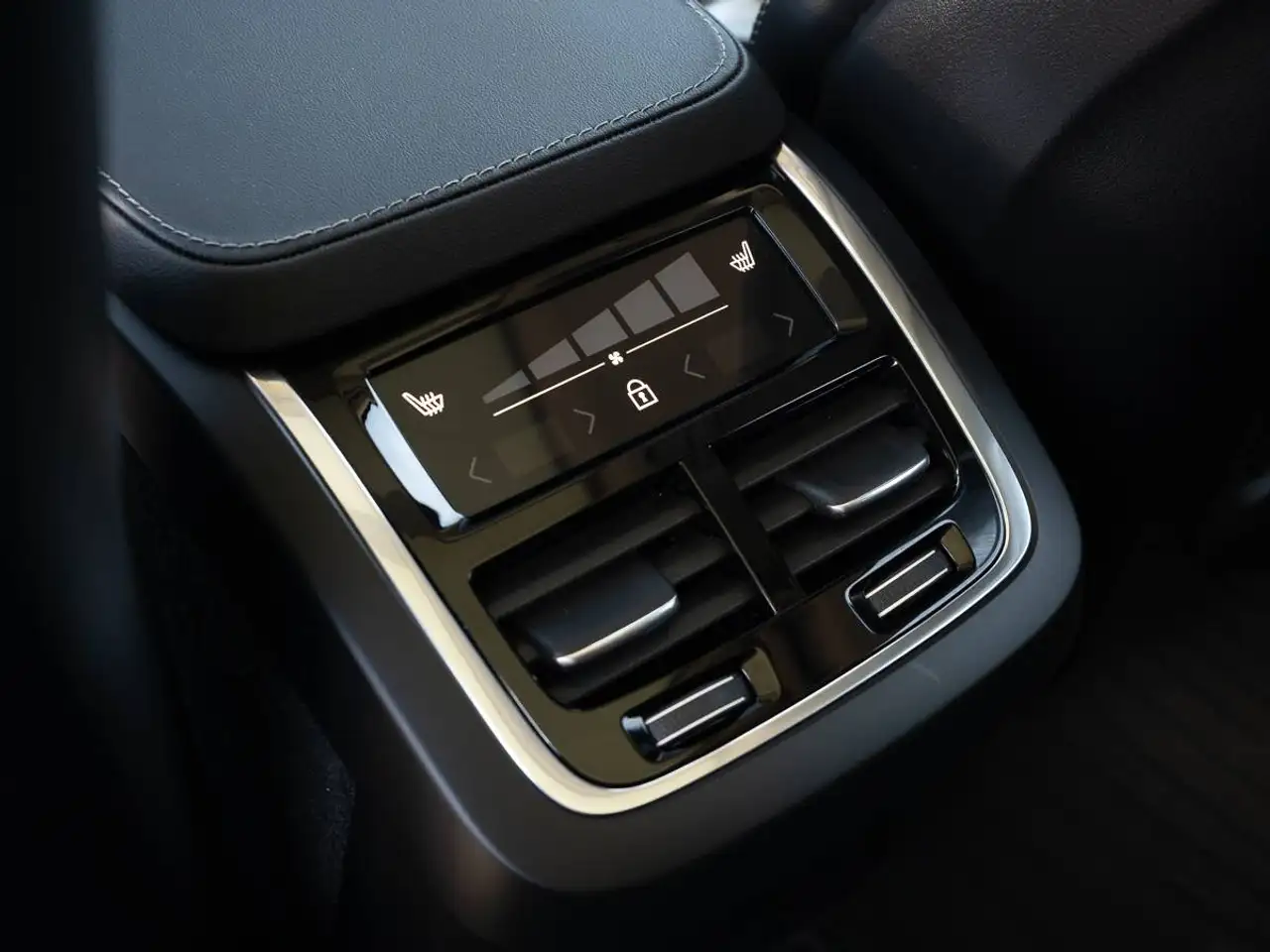 Volvo XC90 снимка Volvo XC90