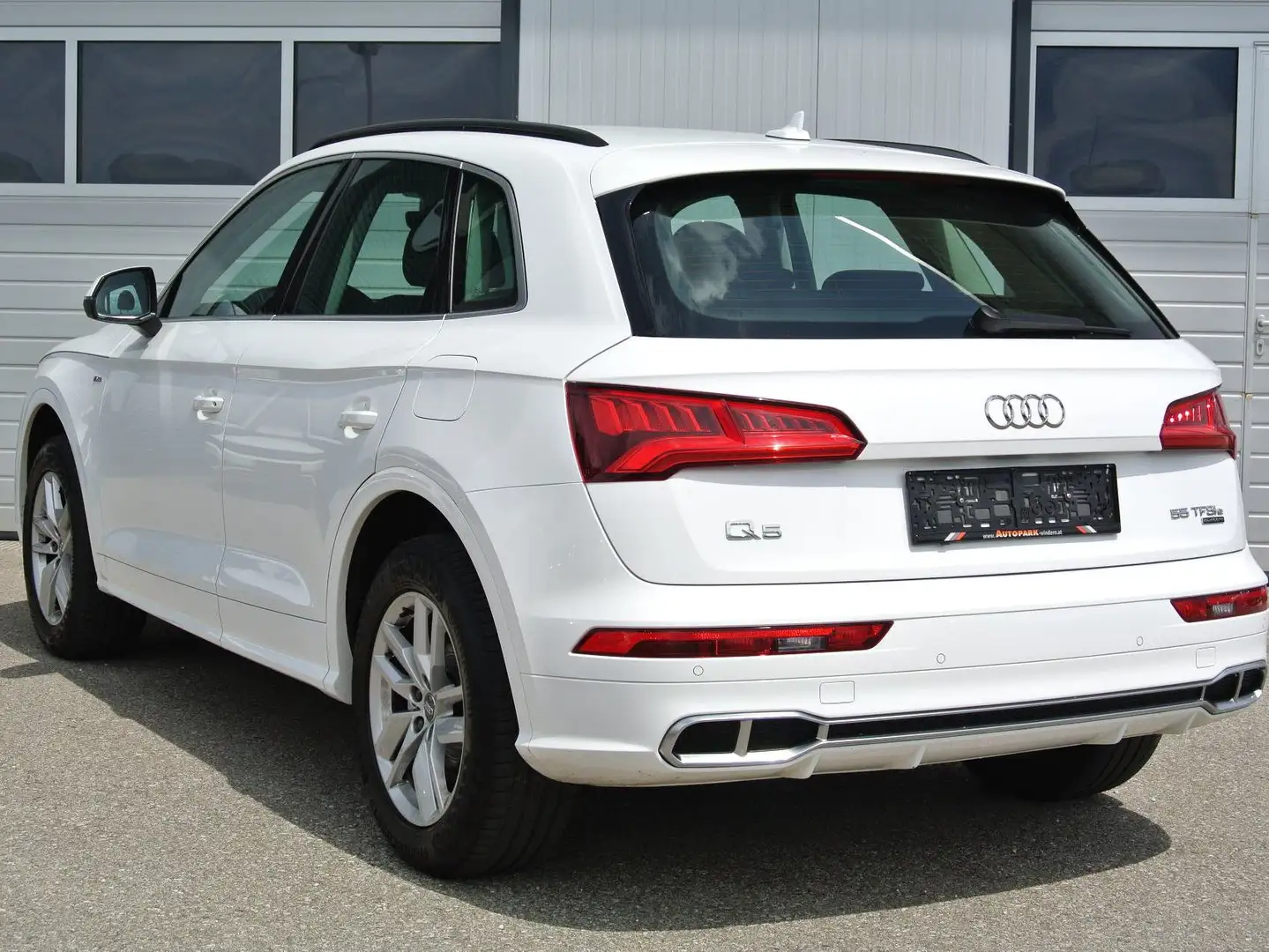 Audi Q5 55 TFSI etron quattro Sport S-tronic **  S-LINE** Weiß - 2