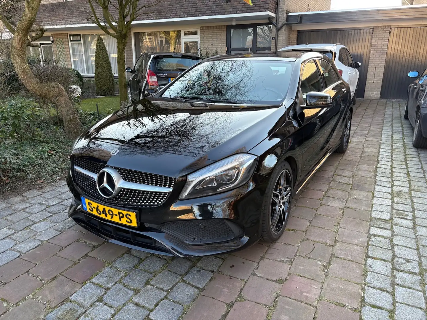 Mercedes-Benz A 160 A 160 Sport Edition Zwart - 1