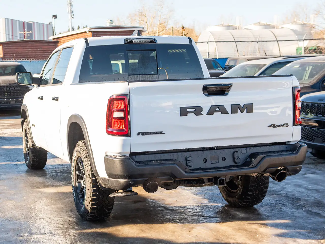RAM 1500 снимка RAM 1500
