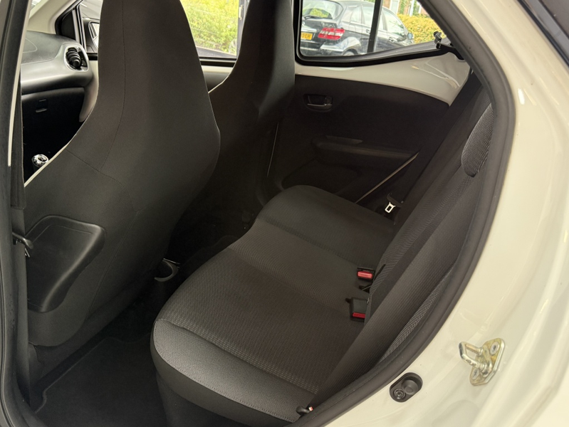 Toyota Aygo 1.0 VVT-i TeamNL Bovag Garantie NAP — photo 22