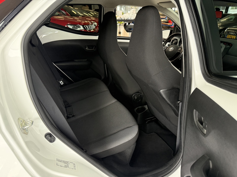 Toyota Aygo 1.0 VVT-i TeamNL Bovag Garantie NAP — photo 20