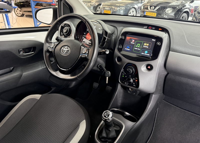 Toyota Aygo 1.0 VVT-i TeamNL Bovag Garantie NAP — photo 18