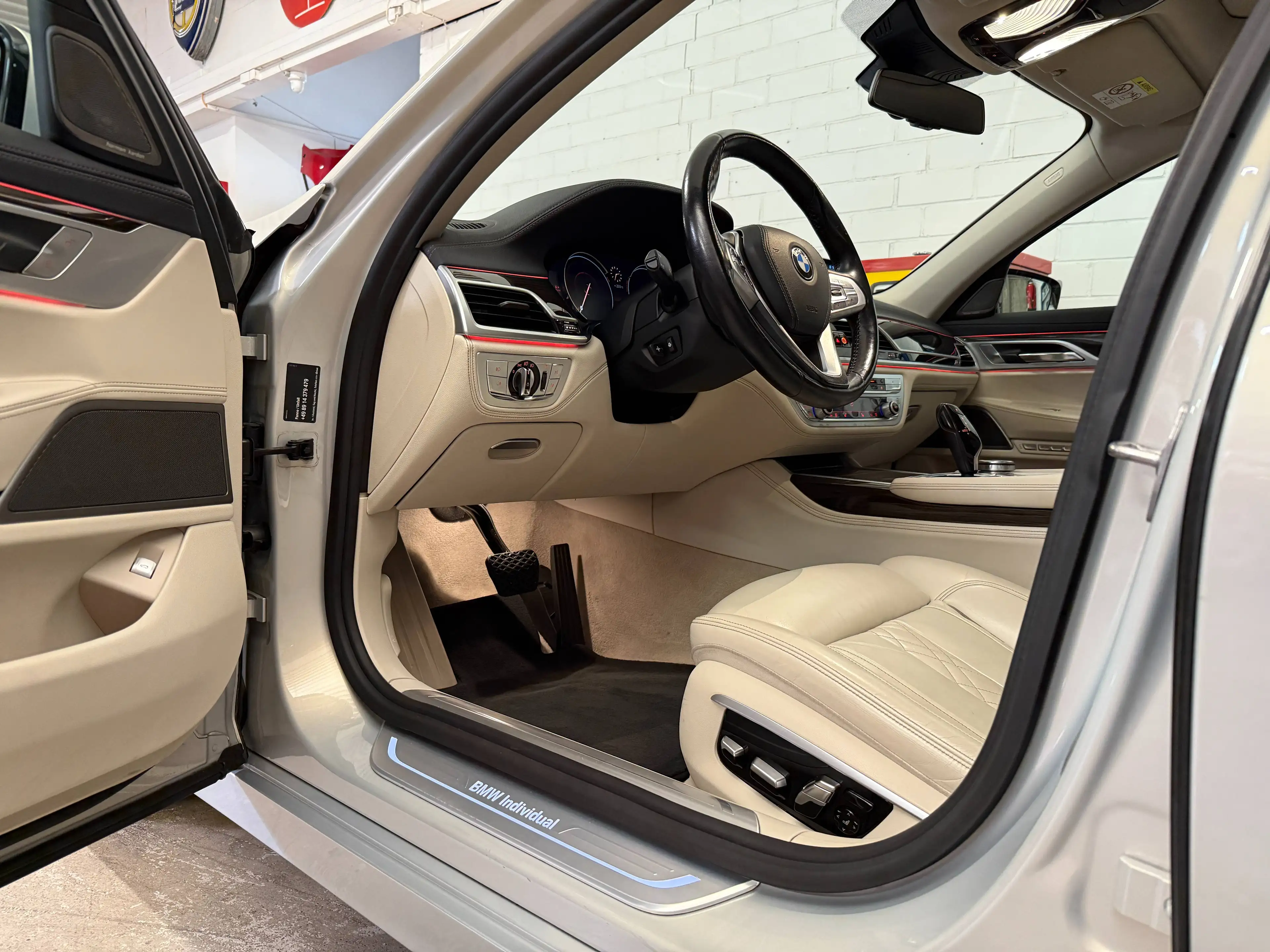 BMW 730 7er Diesel 730d xDrive individual — photo 8