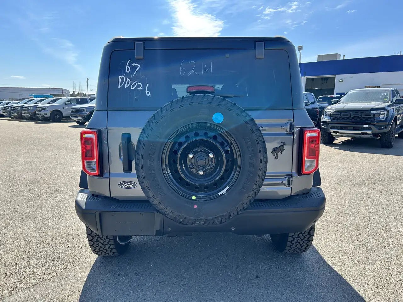 Ford Bronco снимка Ford Bronco