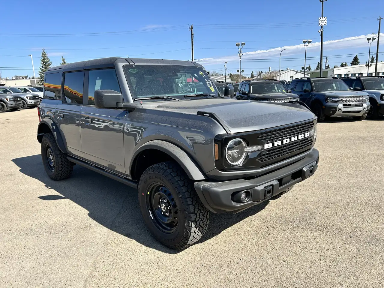 Ford Bronco снимка Ford Bronco
