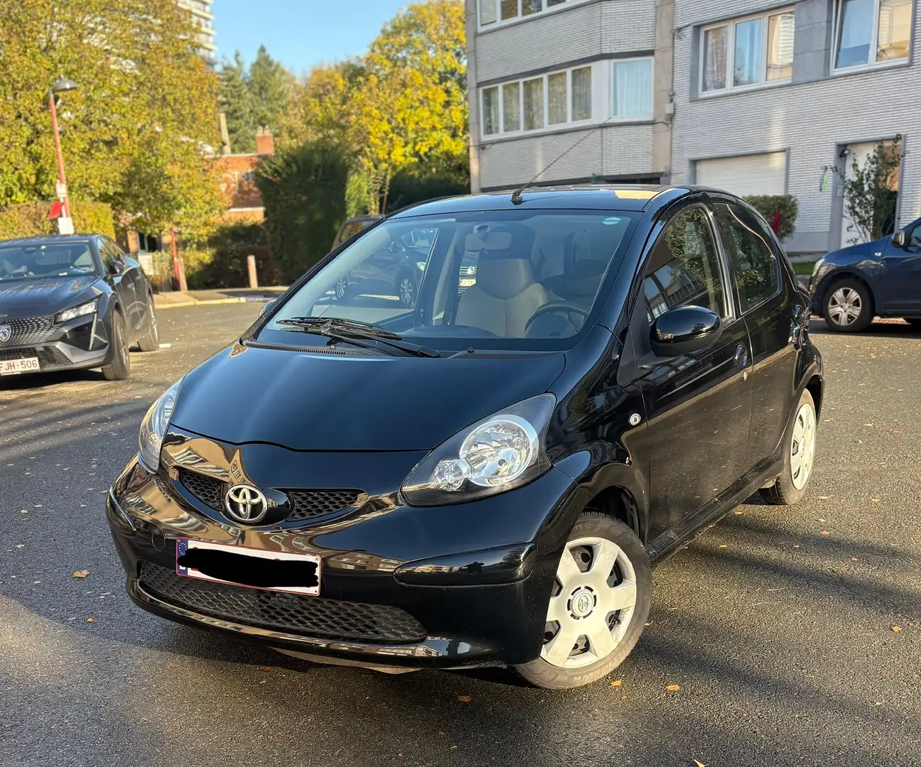 Toyota Aygo automatique pret a immatriculer Noir - 1