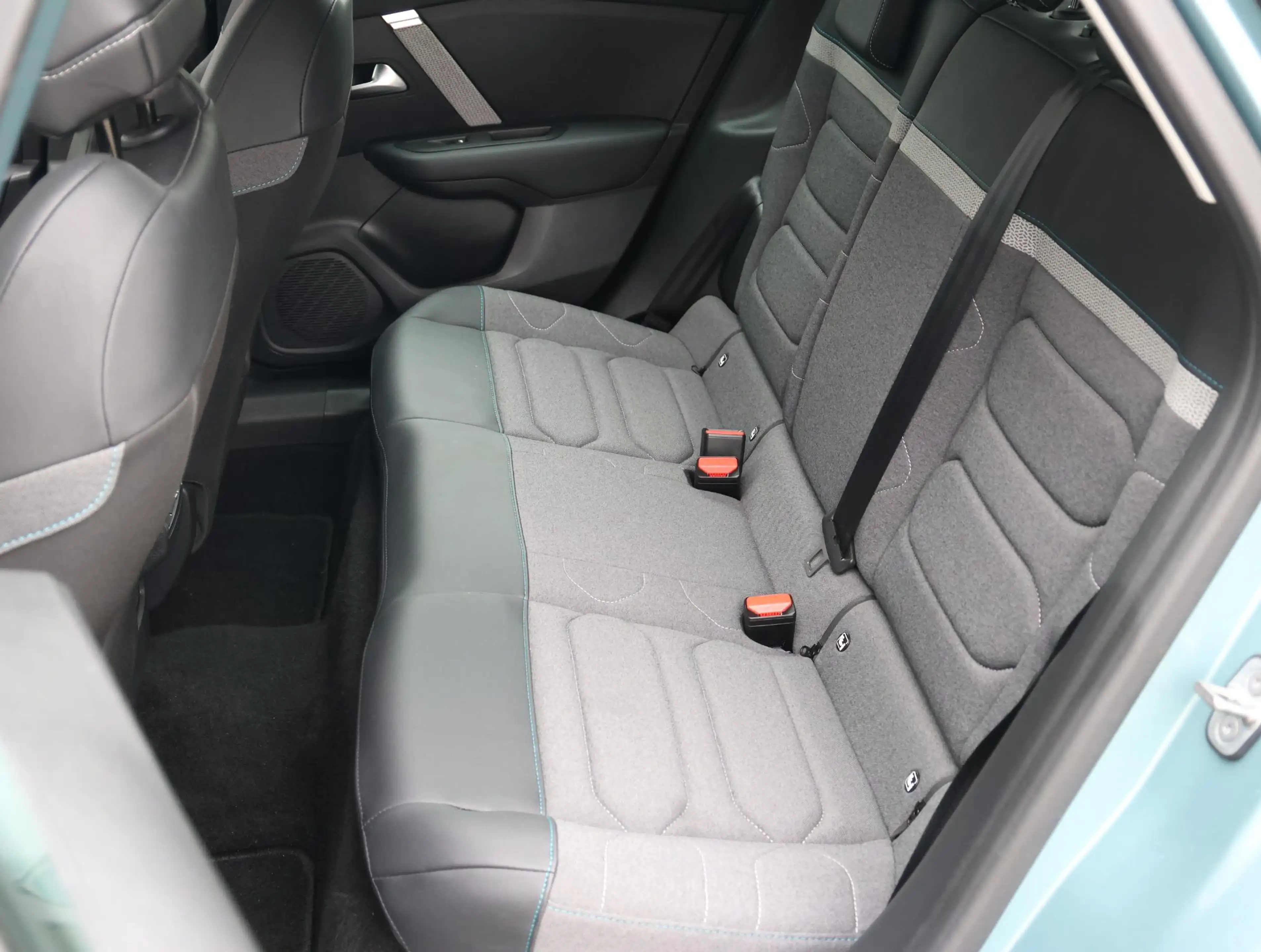 Citroen E-C4 Electric You 50 kWh 136pk | Apple Carplay / Android Auto | — photo 15