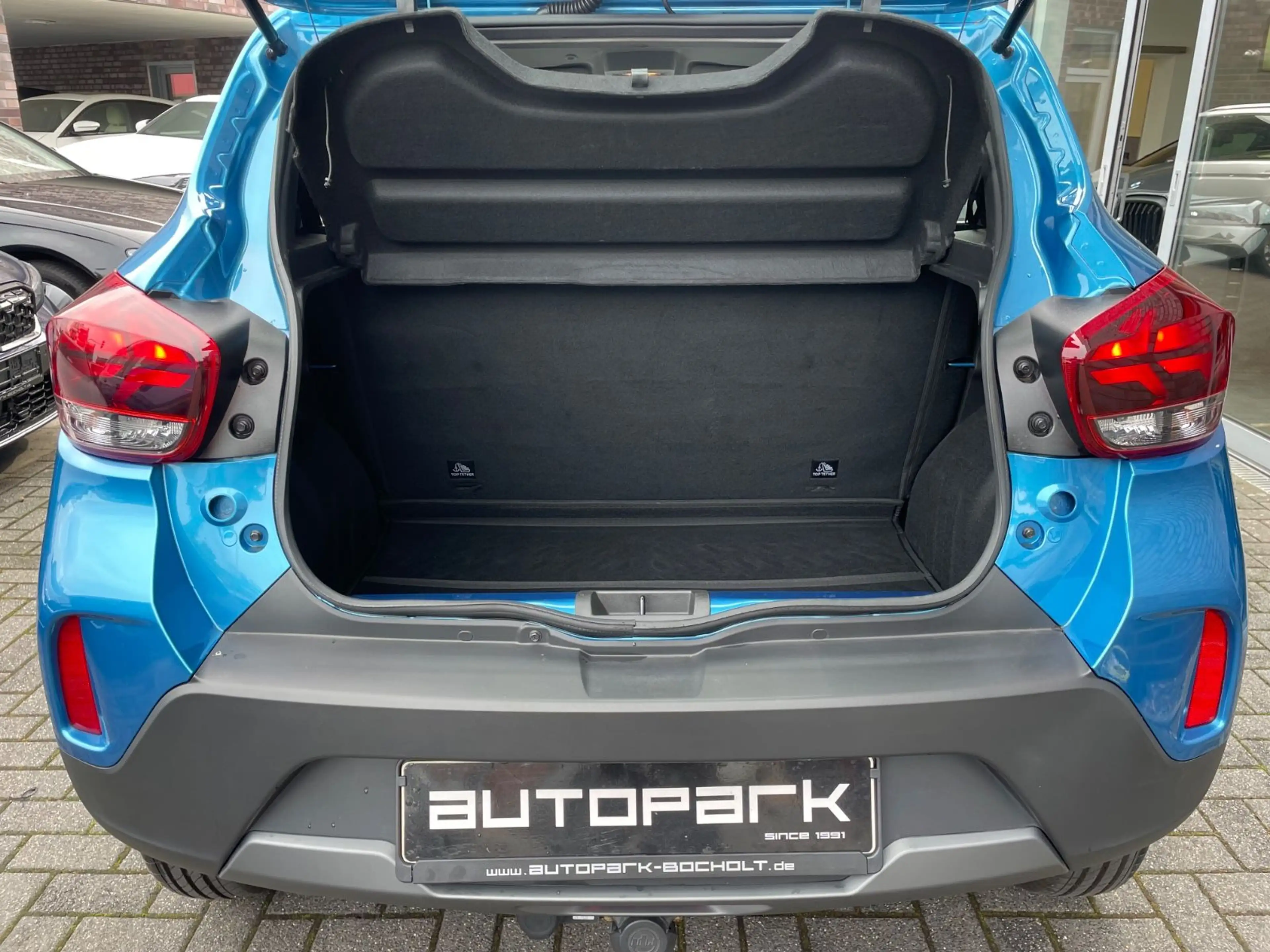Dacia Spring Electric Essential Modellpflege — photo 12