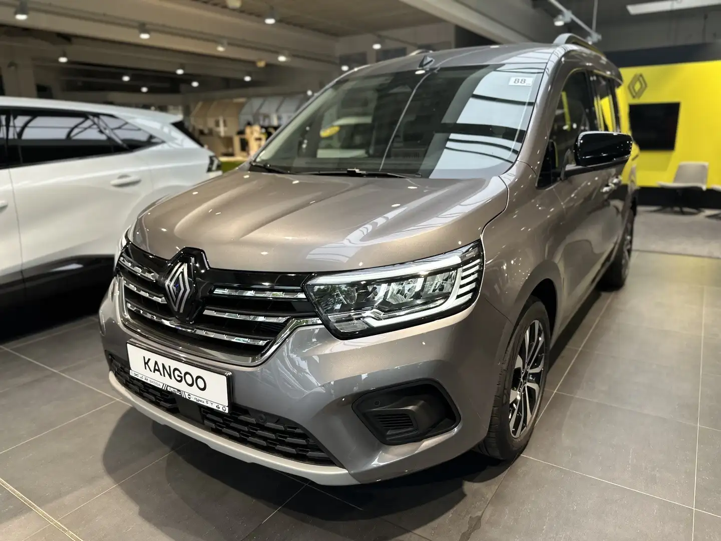 Renault Kangoo PKW TECHNO BLUE dCi 115 EDC Grau - 1
