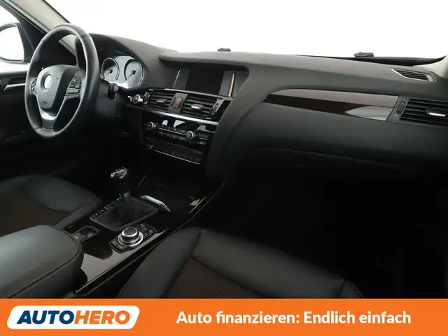 BMW X3 view 13