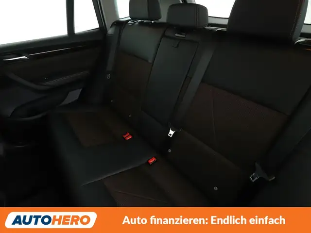 BMW X3 view 14