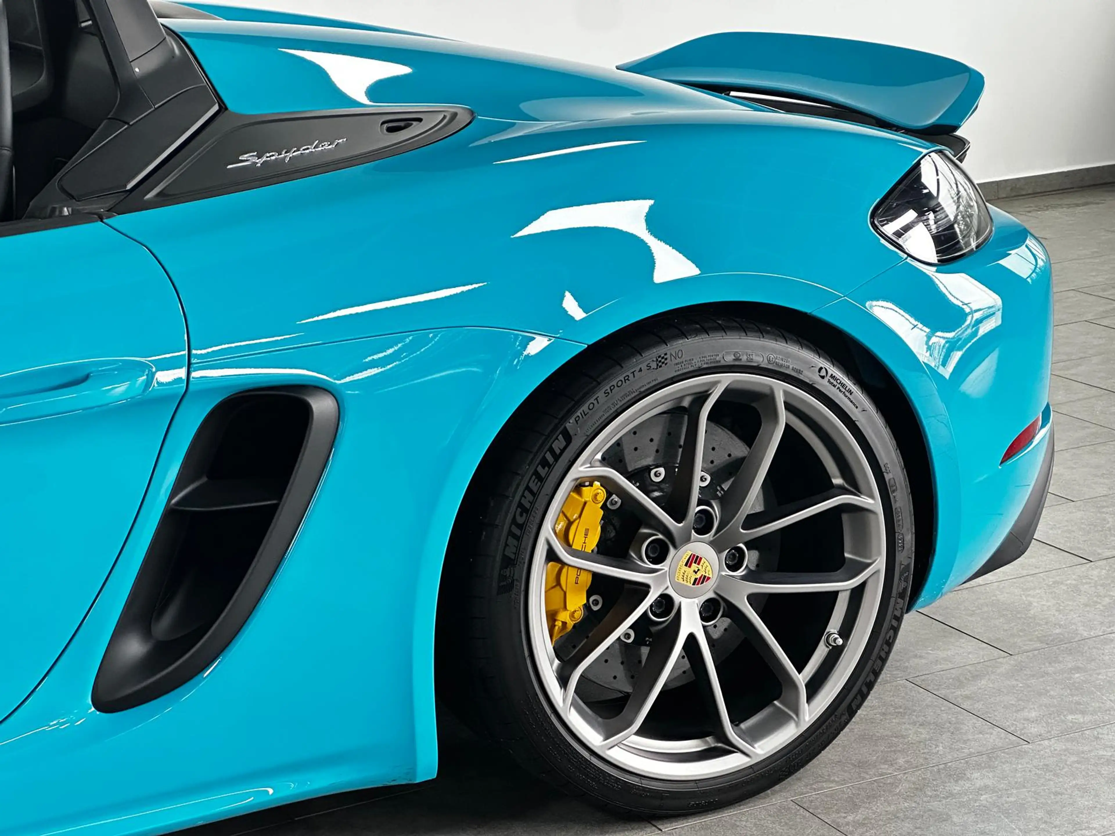 Porsche Boxster 718 Spyder PCCB Schale Approved 10.27 — photo 10