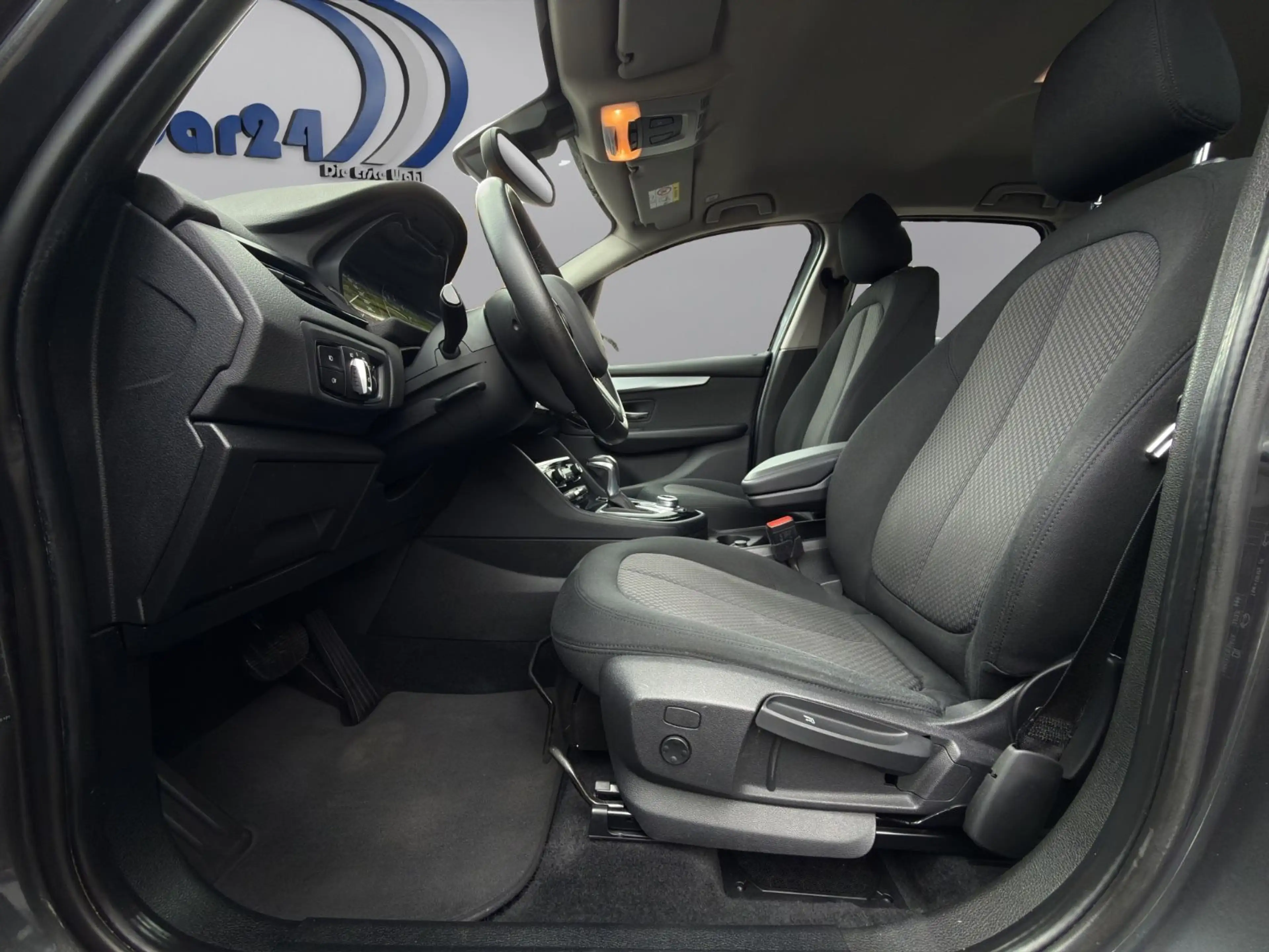 BMW 220 °Autom.°LED°Navi°PDC°SZH — photo 15