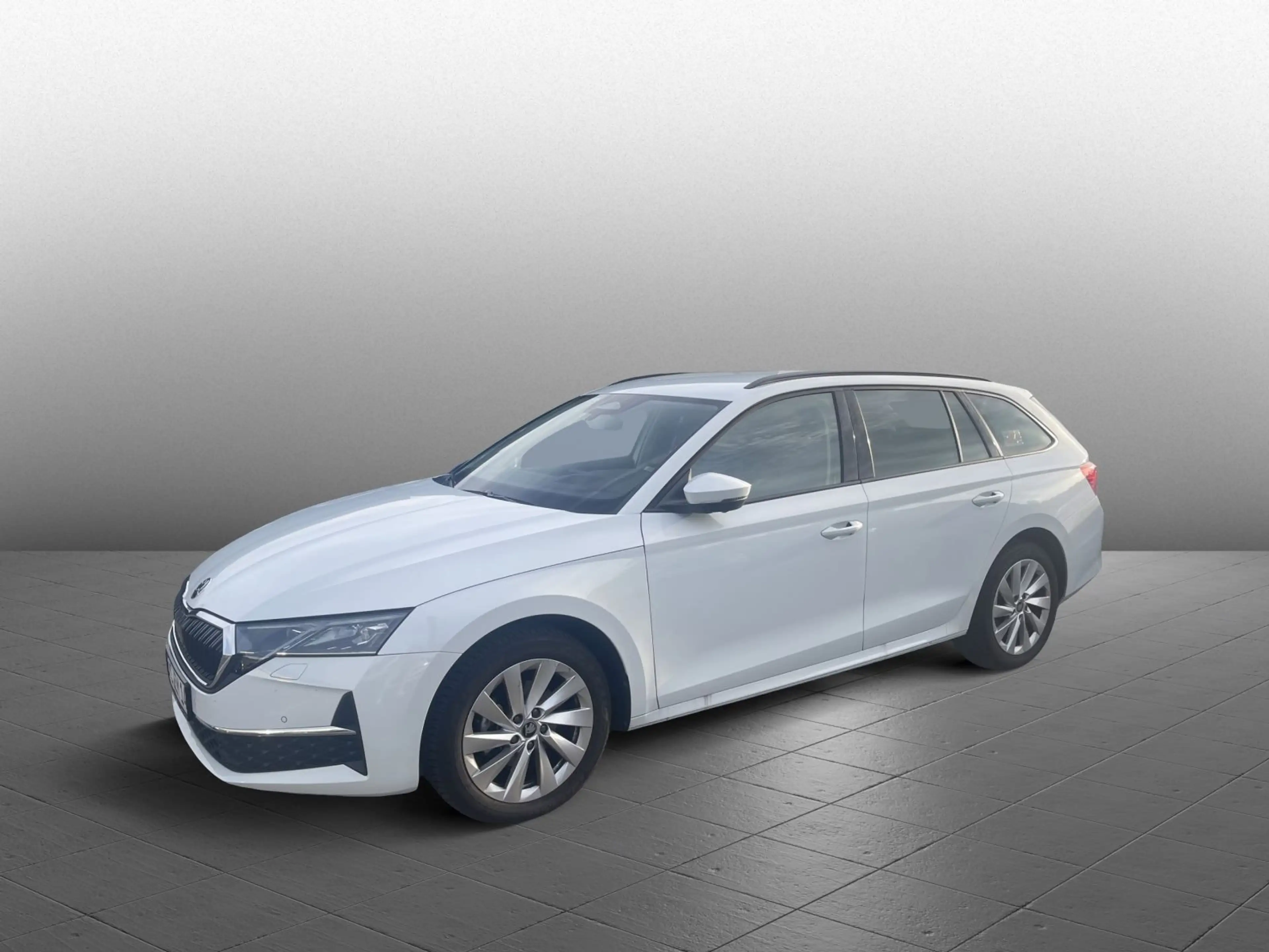 Skoda Octavia Combi Selection 2.0 TDI DSG Navi HuD AHK