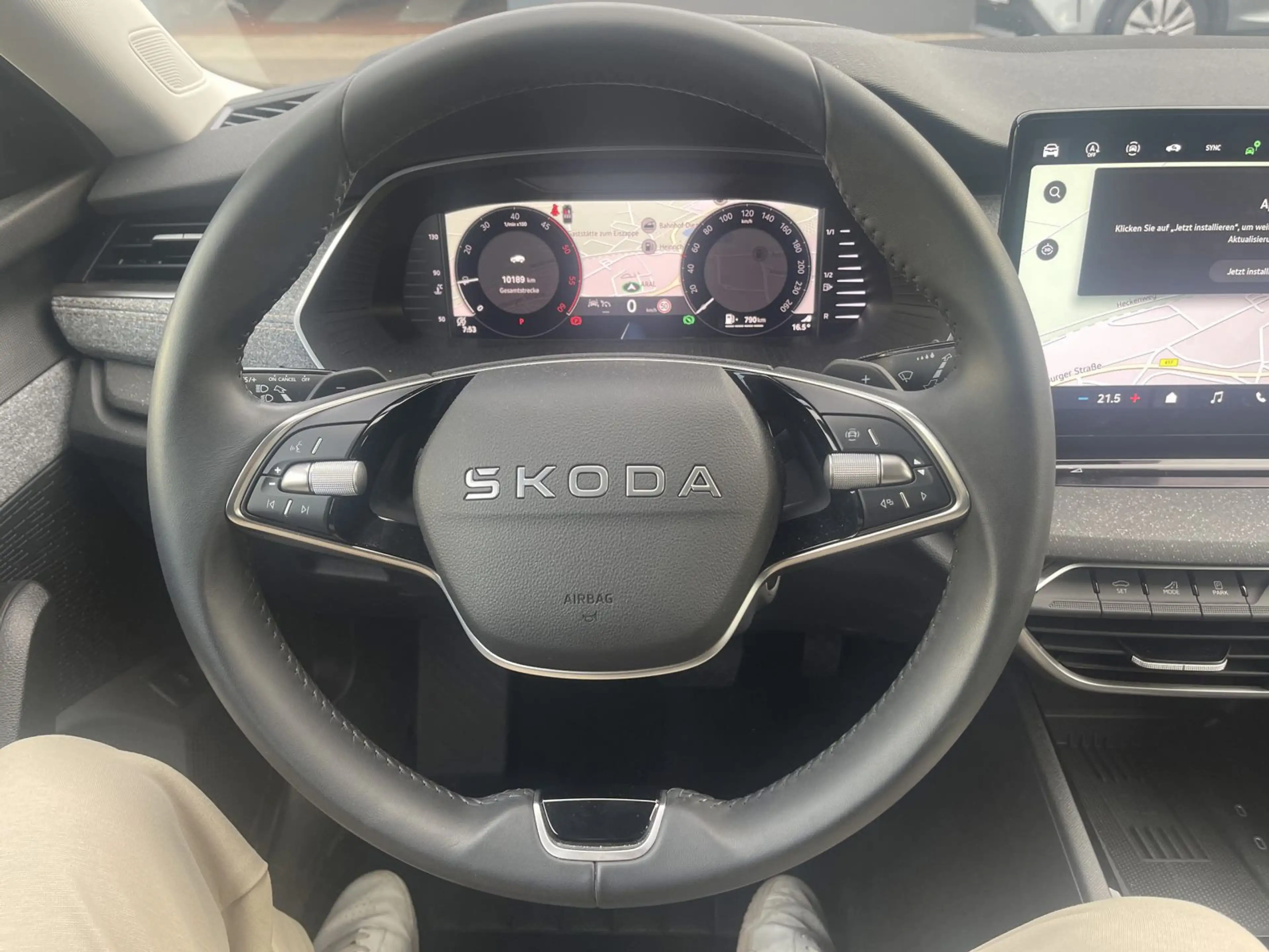 Skoda Octavia Combi Selection 2.0 TDI DSG Navi HuD AHK — photo 12