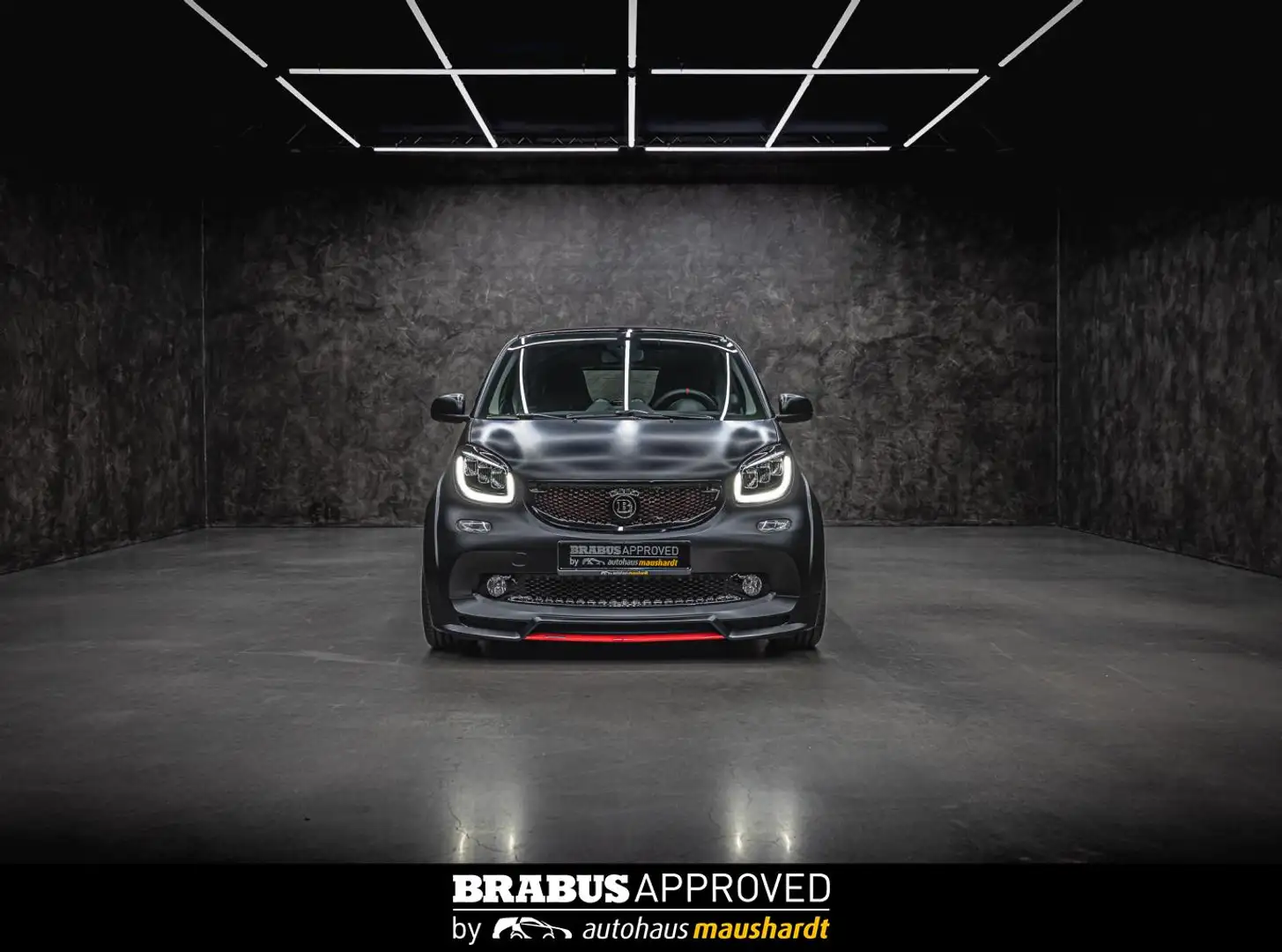 smart forTwo coupe BRABUS ULTIMATE STYLE: BLACK VELVET Zwart - 2