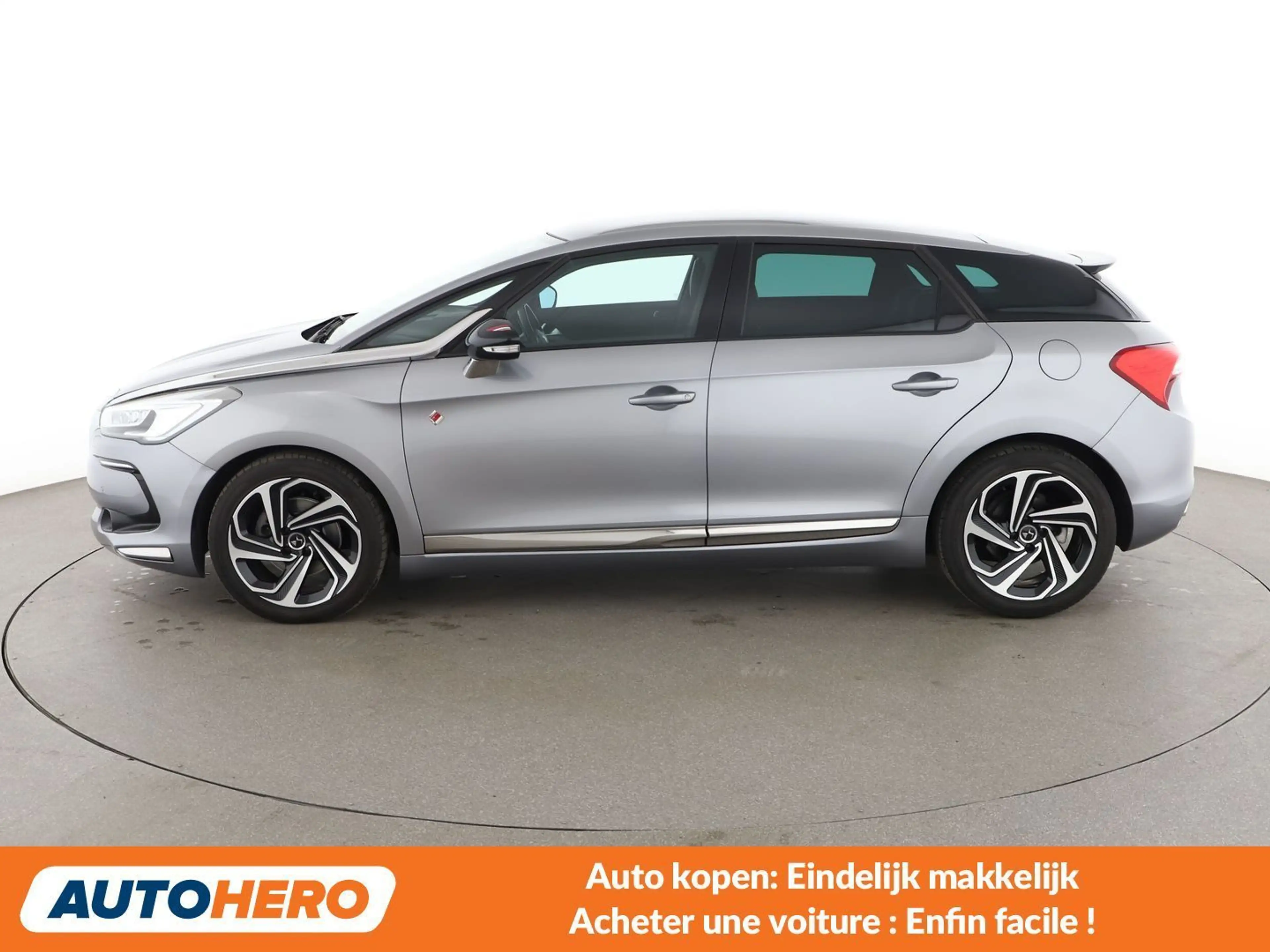DS Automobiles DS 5 1.6 THP Performance Line — photo 3