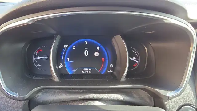 Renault Talisman view 12
