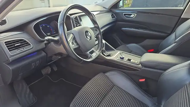 Renault Talisman view 8