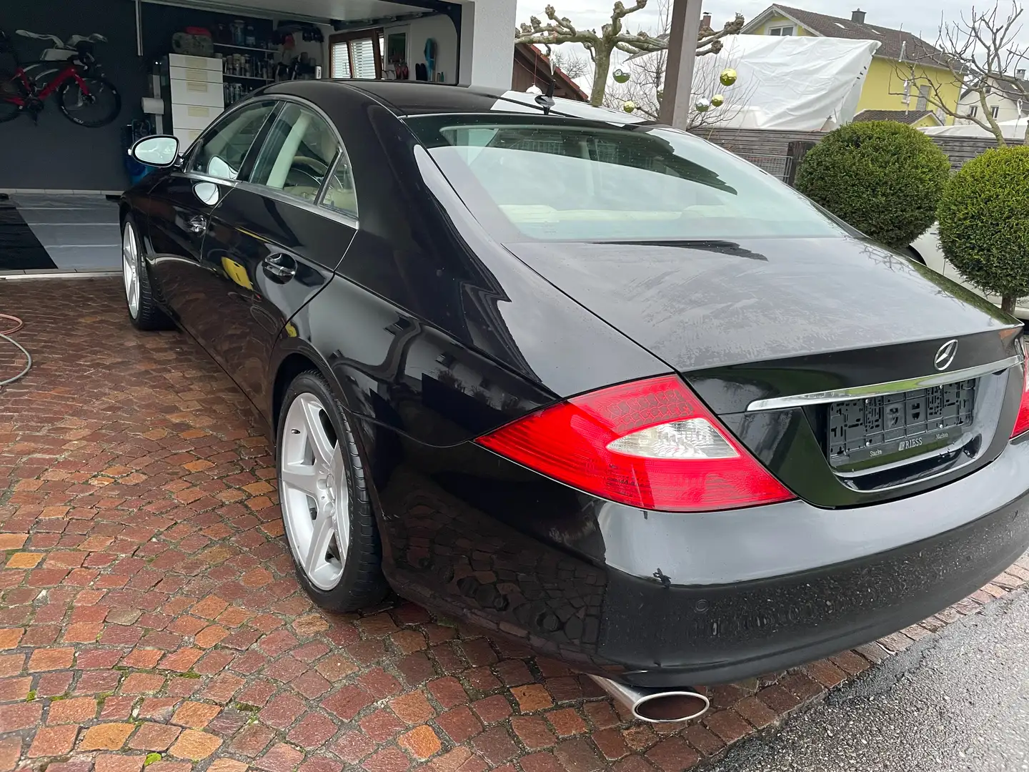 Mercedes-Benz CLS 350 CLS 350 CGI Aut. Schwarz - 1
