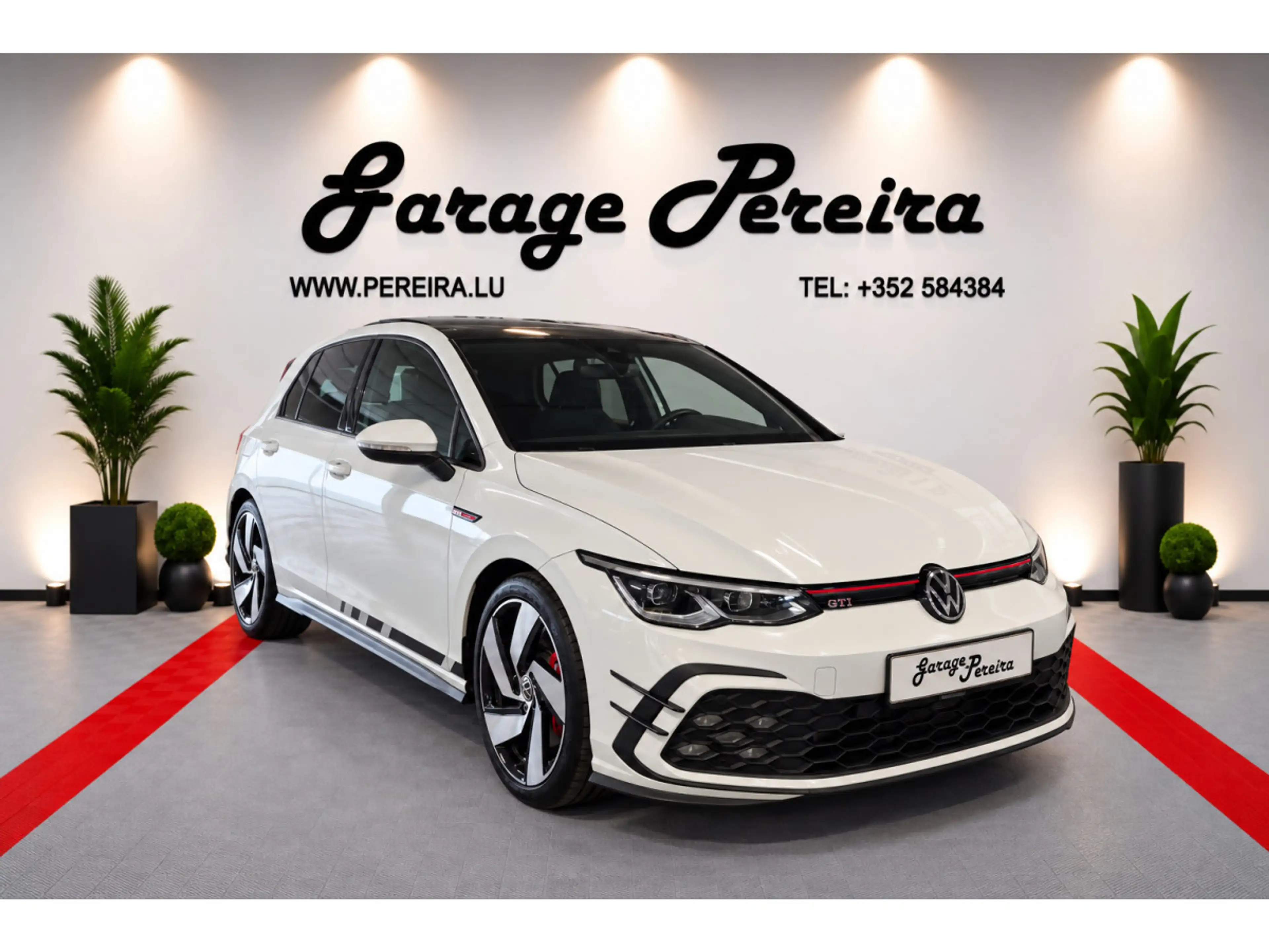 Volkswagen Golf GTI 2.0 TSI 245 DSG PANO NAVI