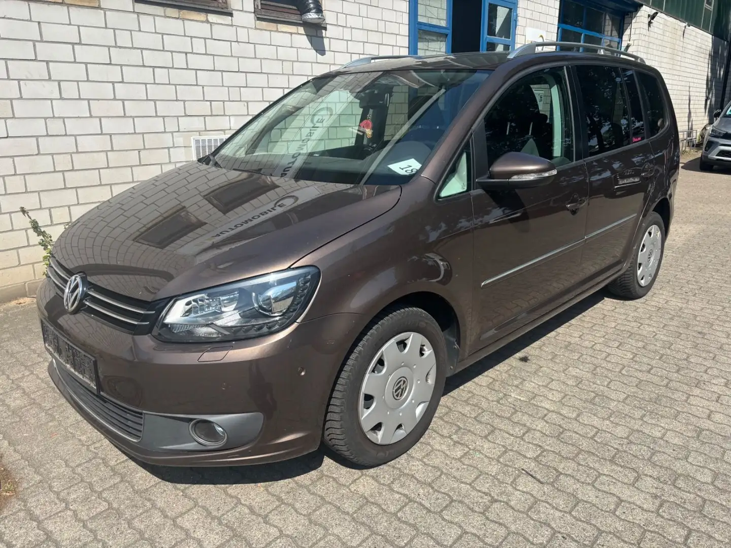 Volkswagen Touran Highline DSG Navi/Kamera/AHK/Alcantara Bruin - 1