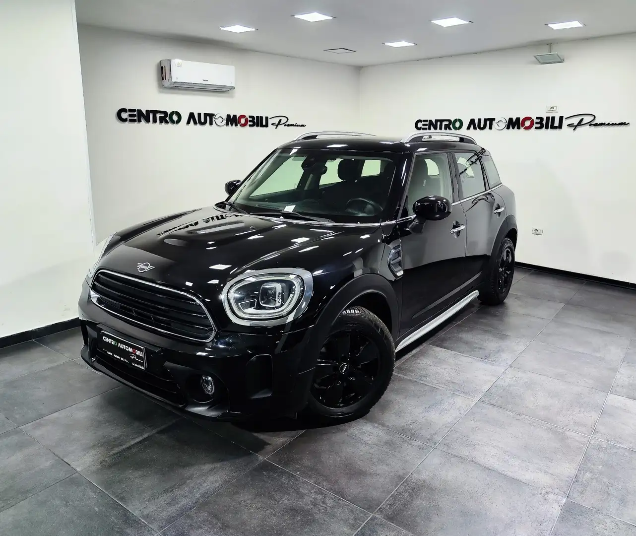MINI One D Countryman Mini 1,5 115CV Cooper Countryman Automatica Noir - 1
