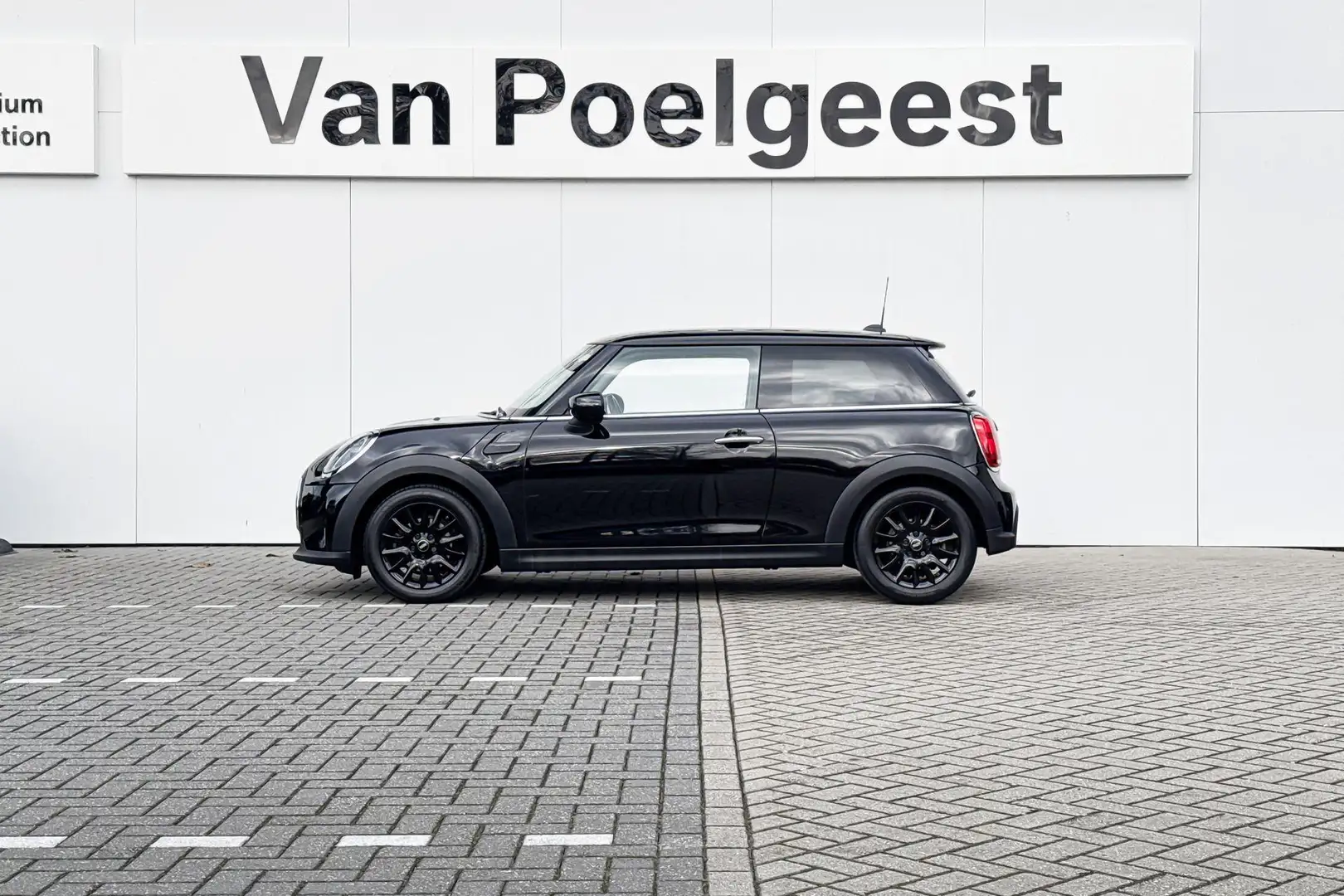 MINI One 3-deurs Business Edition Schwarz - 2