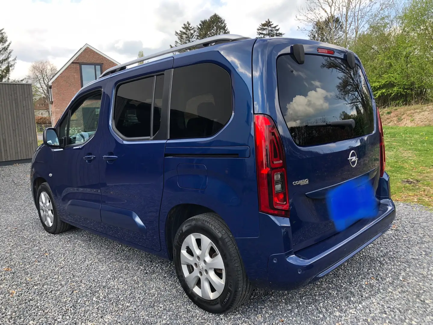 Opel Combo Combo Cargo 1.5 D Autm. Blau - 2