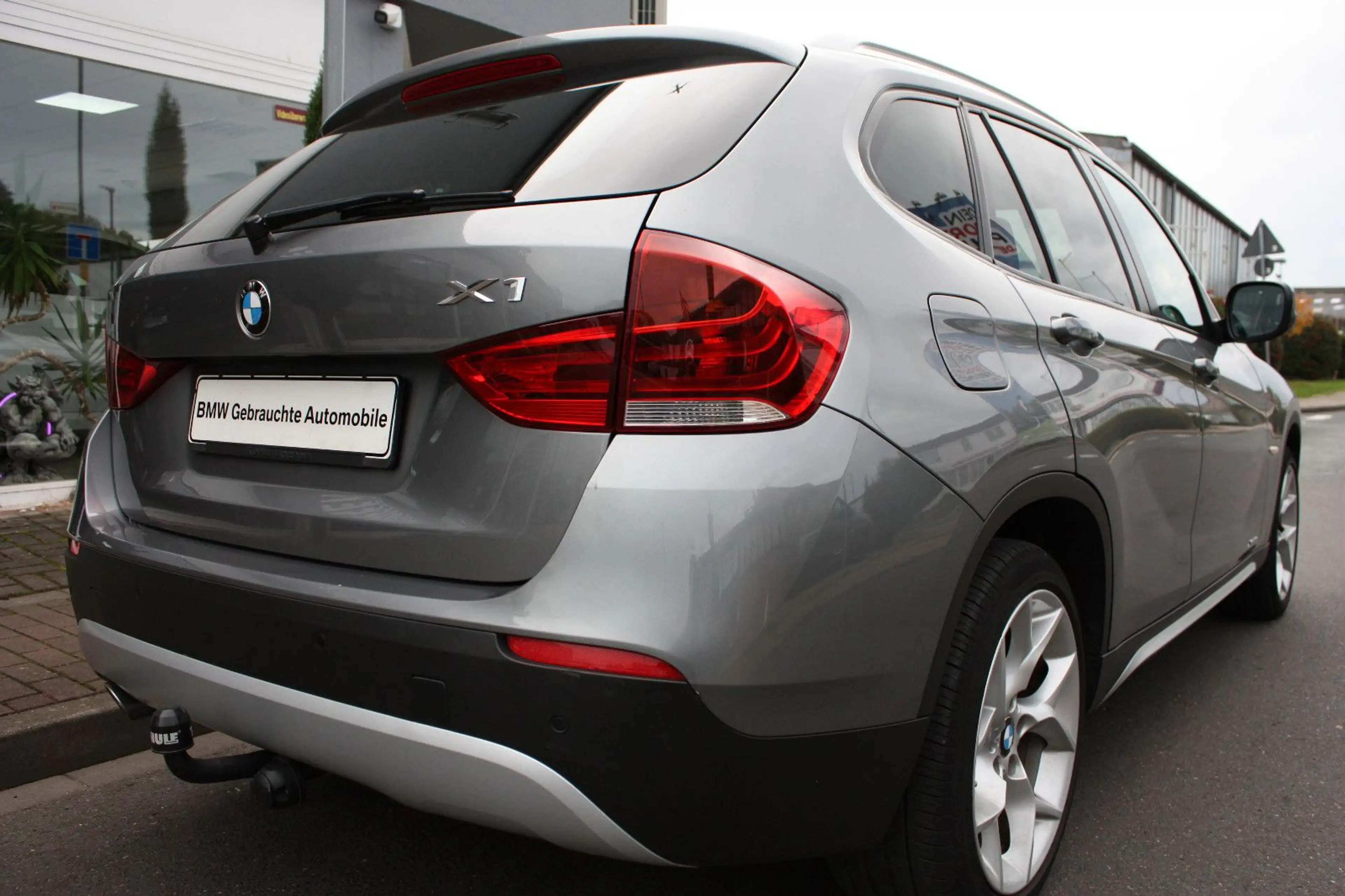 BMW X1 xDrive 18 d X-Line — photo 10