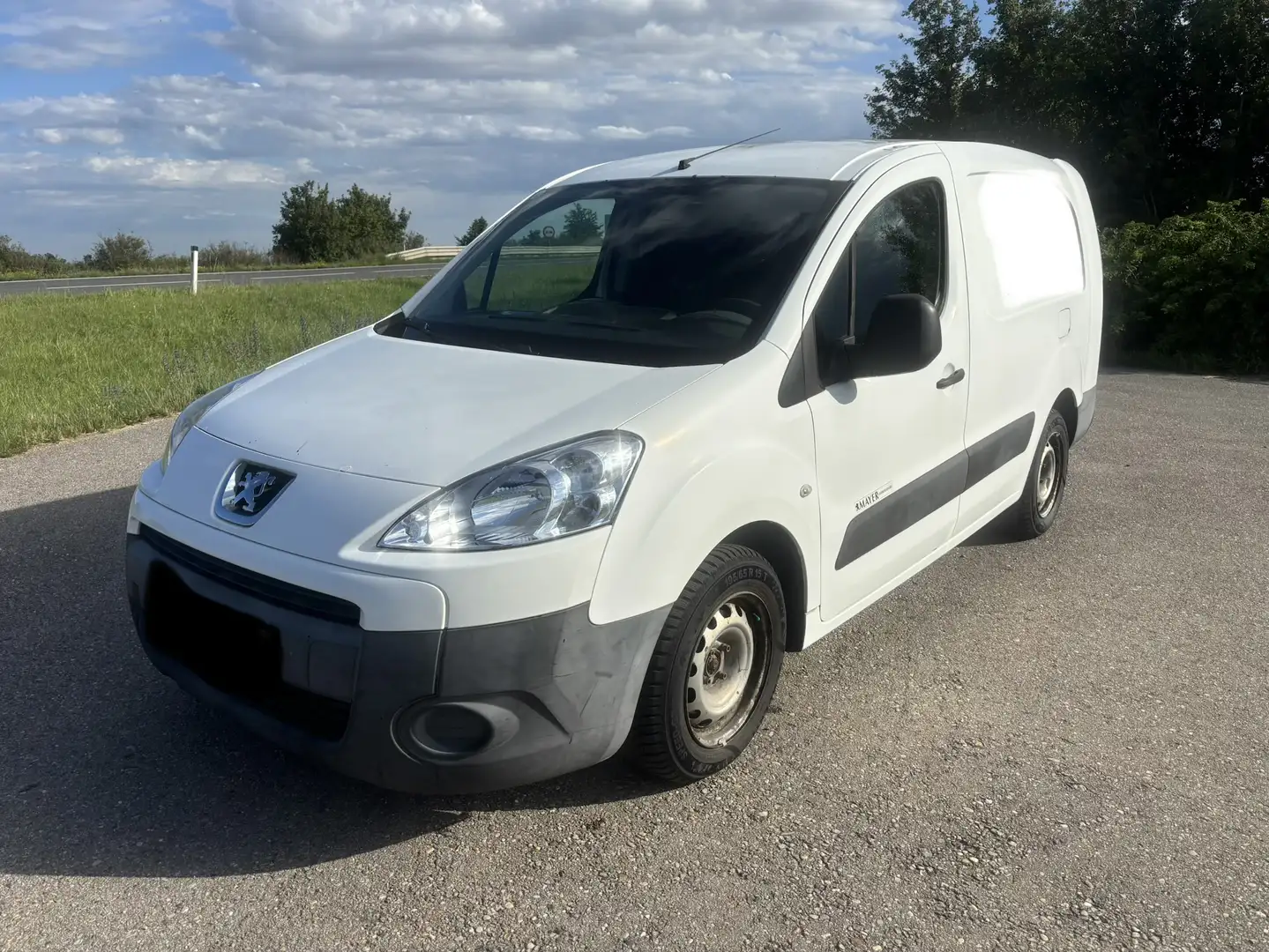 Peugeot Partner 1,6 HDi 90 mit Klima - 1