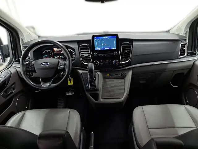 Ford Tourneo Custom view 13