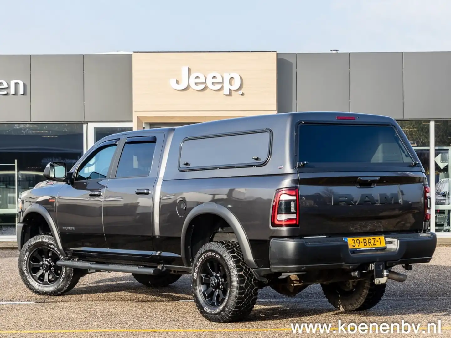 Dodge RAM 2500 V8 Aut. 4x4 Powerwagon LPG 6 persoons Grijs - 2