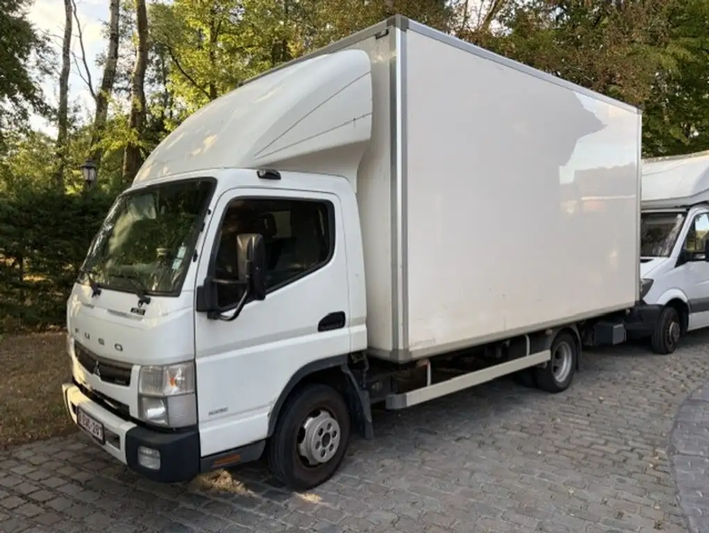 Mitsubishi Canter 2021 из Европы — купить под ключ