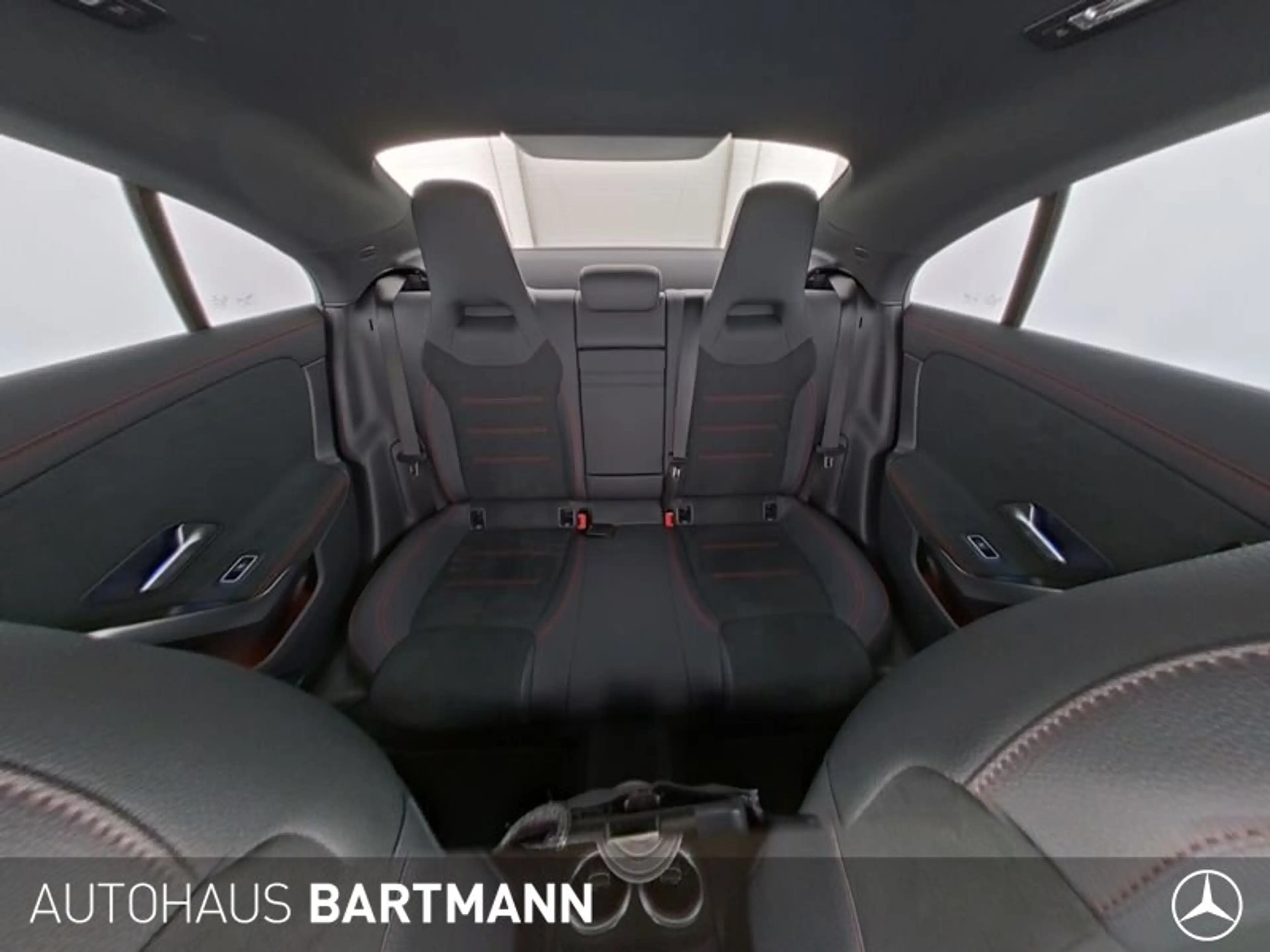 Mercedes-Benz CLA 220 CLA 220 4M AMG+PANO 360°+MEMORY+MULTIBEAM+DISTRO — photo 10