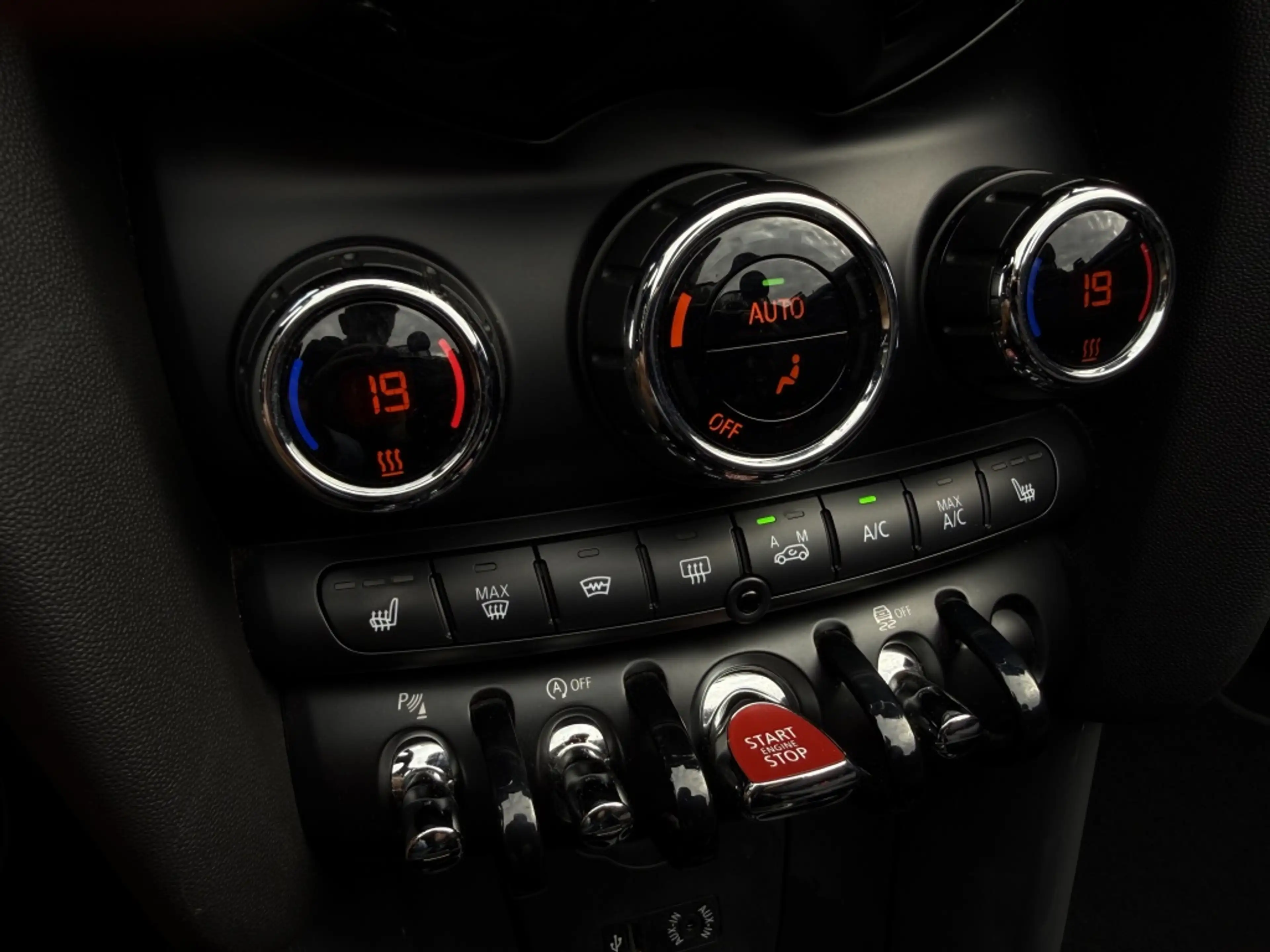 MINI Cooper Cabrio 1.5 Salt - Cabrio - — photo 17