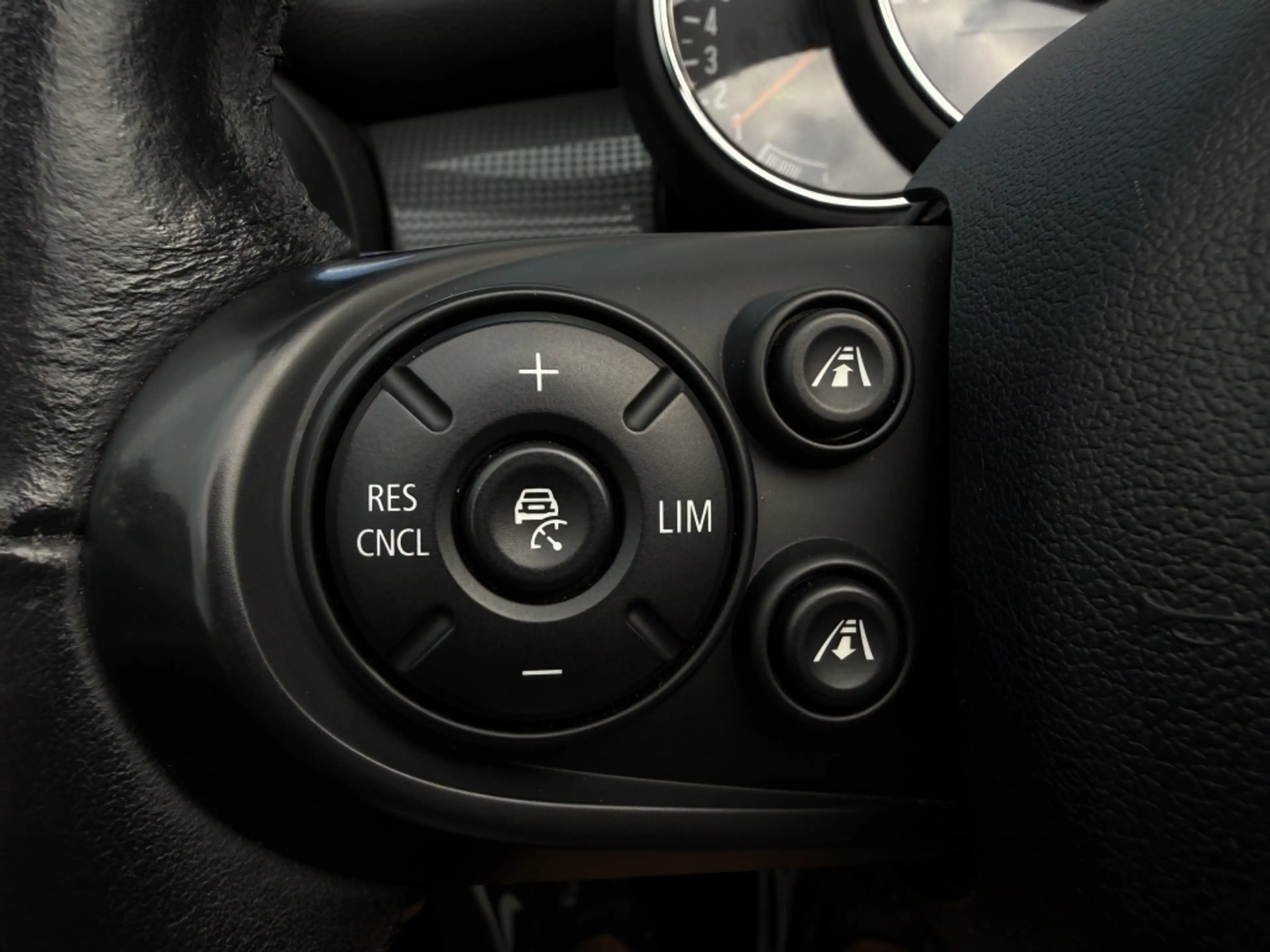 MINI Cooper Cabrio 1.5 Salt - Cabrio - — photo 15