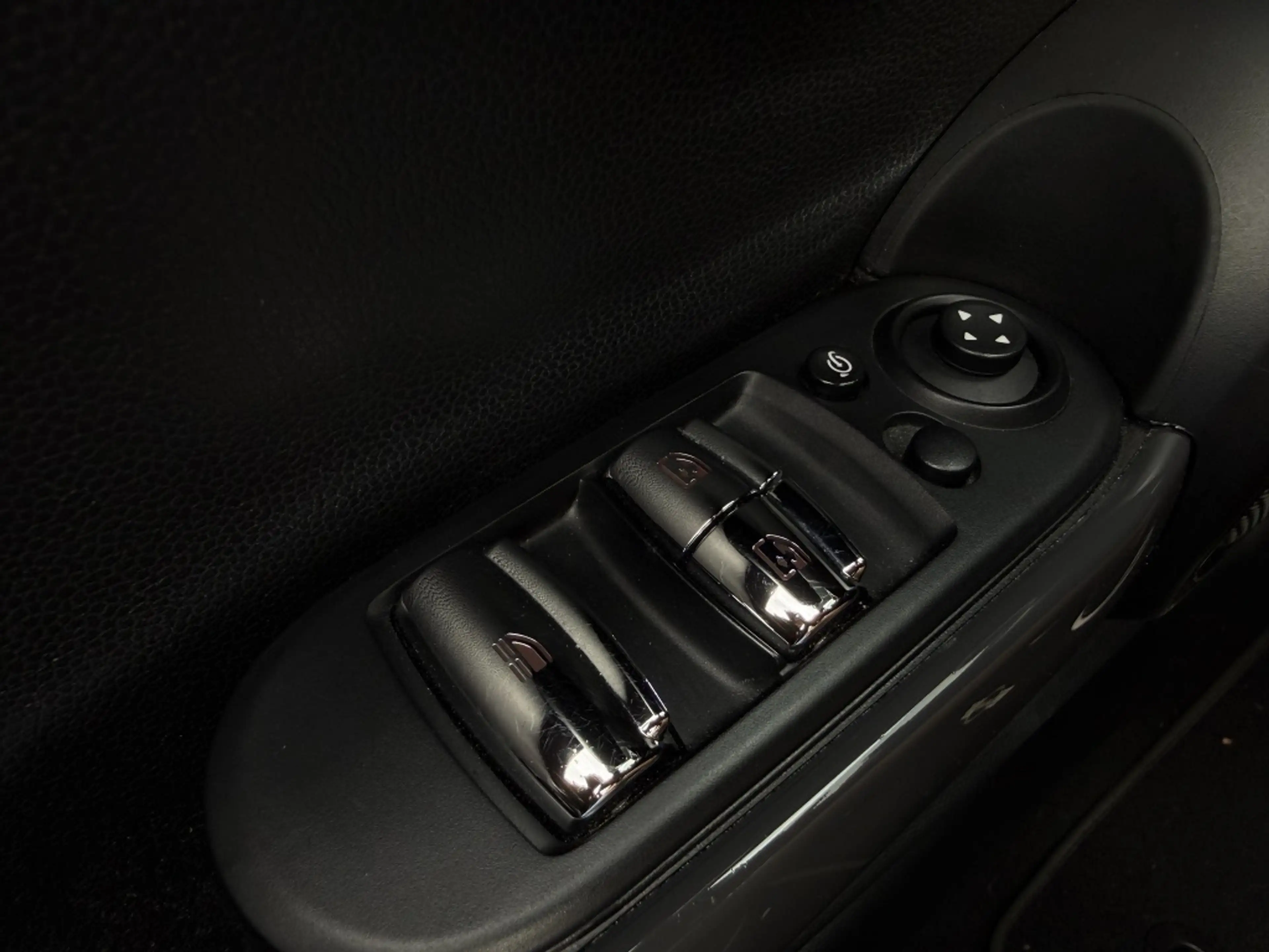 MINI Cooper Cabrio 1.5 Salt - Cabrio - — photo 16