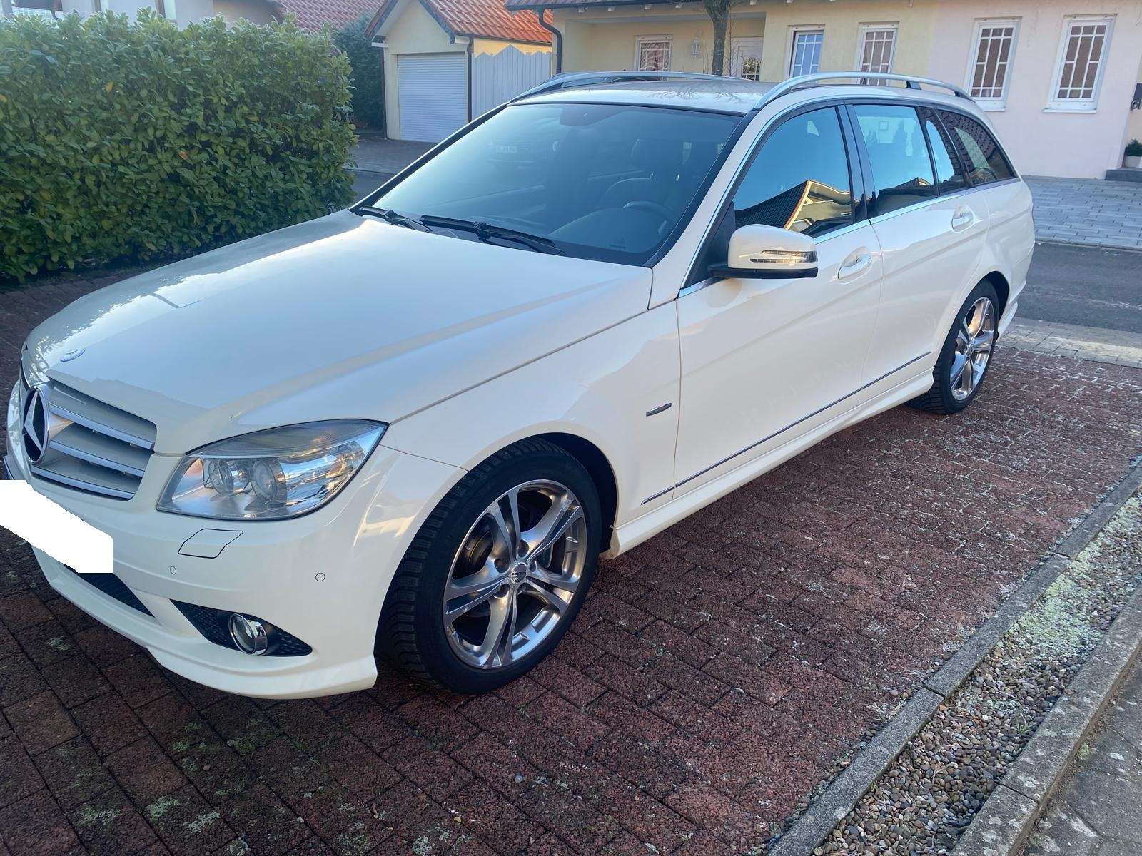 Second hand Mercedes Benz C-Class 