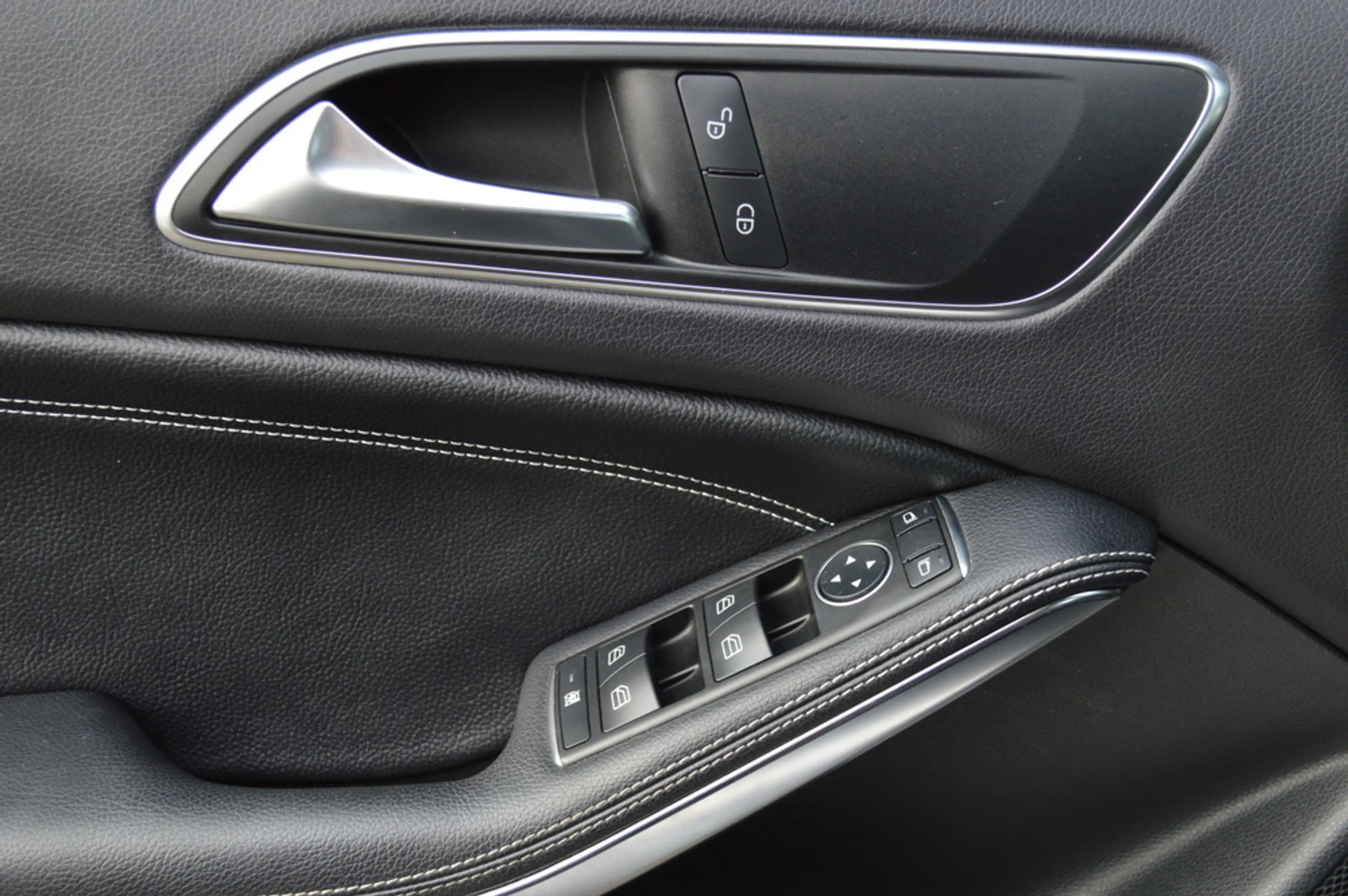 Mercedes-Benz A 180 Ambition Aut. Xenon Airco Cruise CarPlay Pdc — photo 16