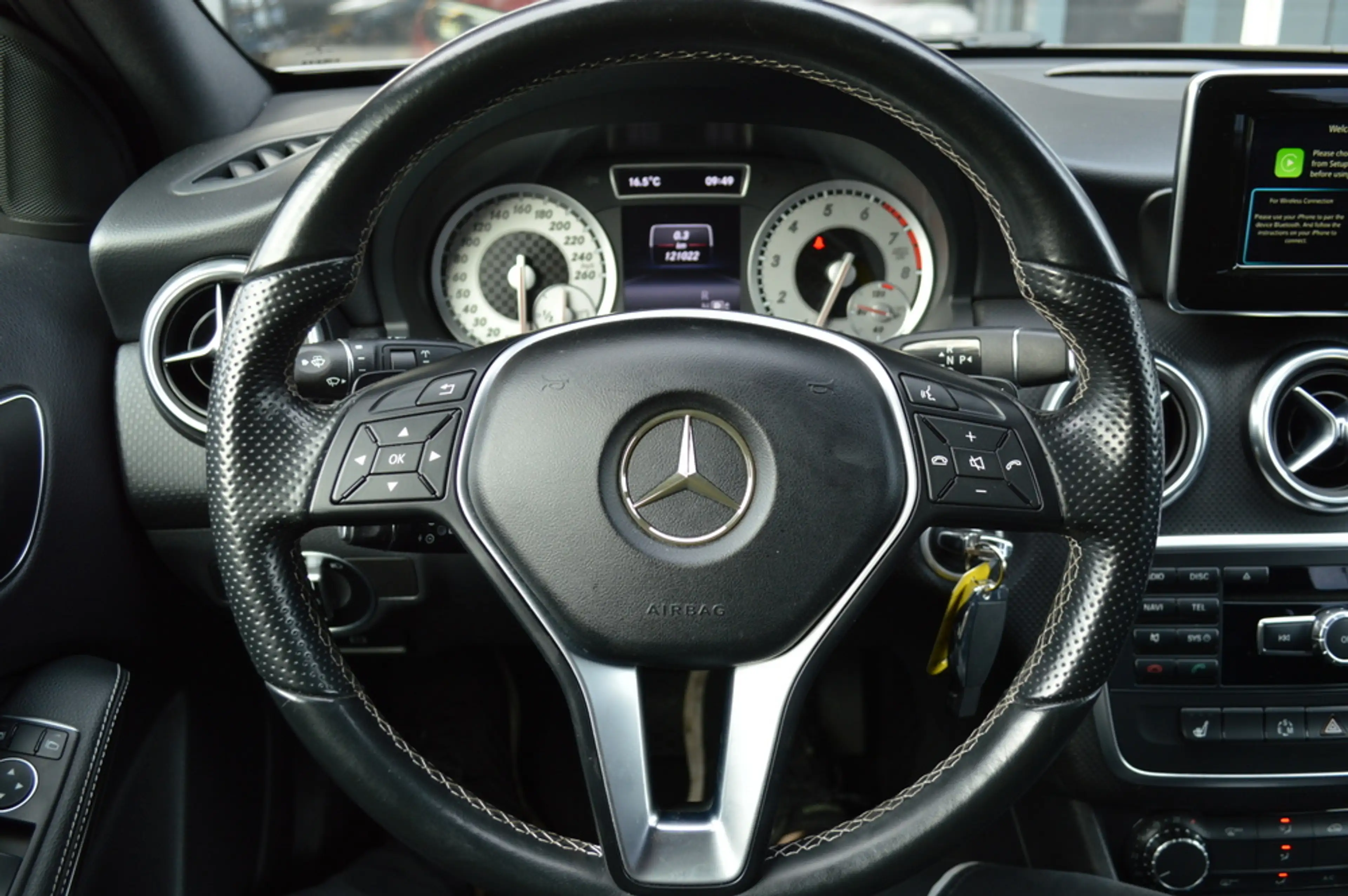 Mercedes-Benz A 180 Ambition Aut. Xenon Airco Cruise CarPlay Pdc — photo 17