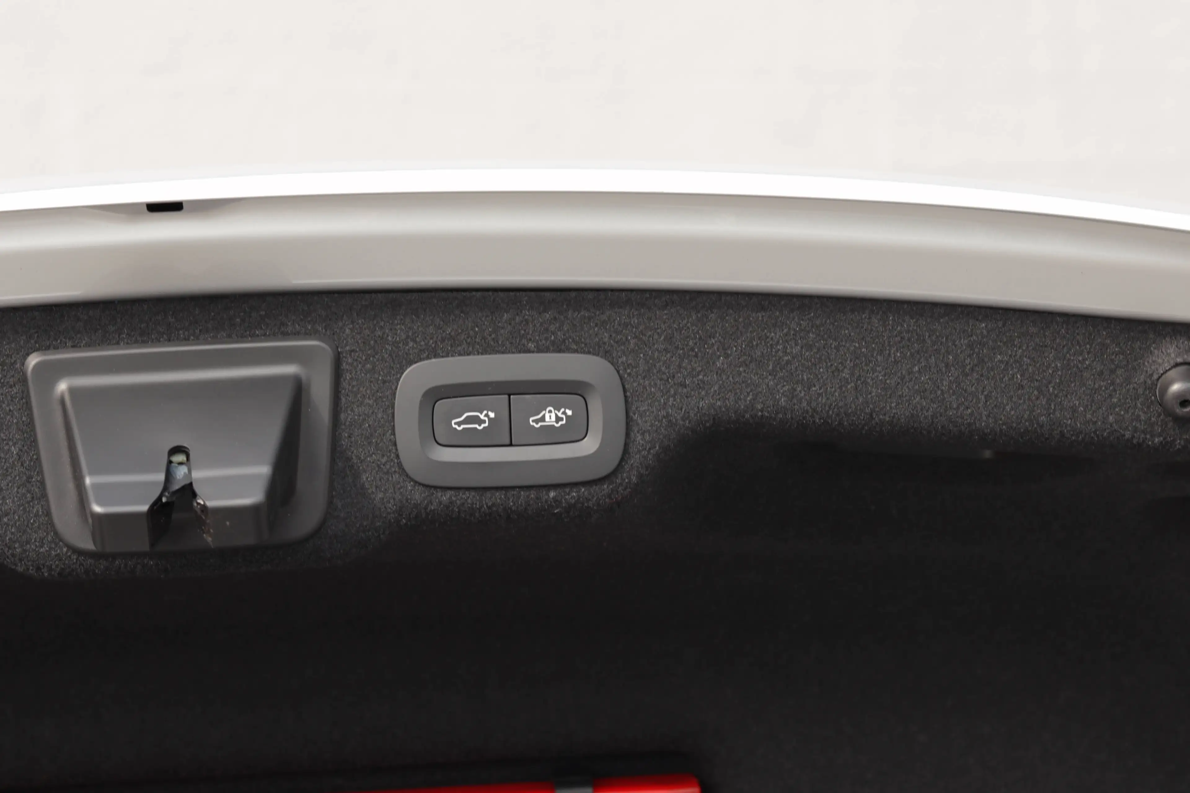 Volvo S90 S90 2.0 B4 MHEV Inscription — photo 10