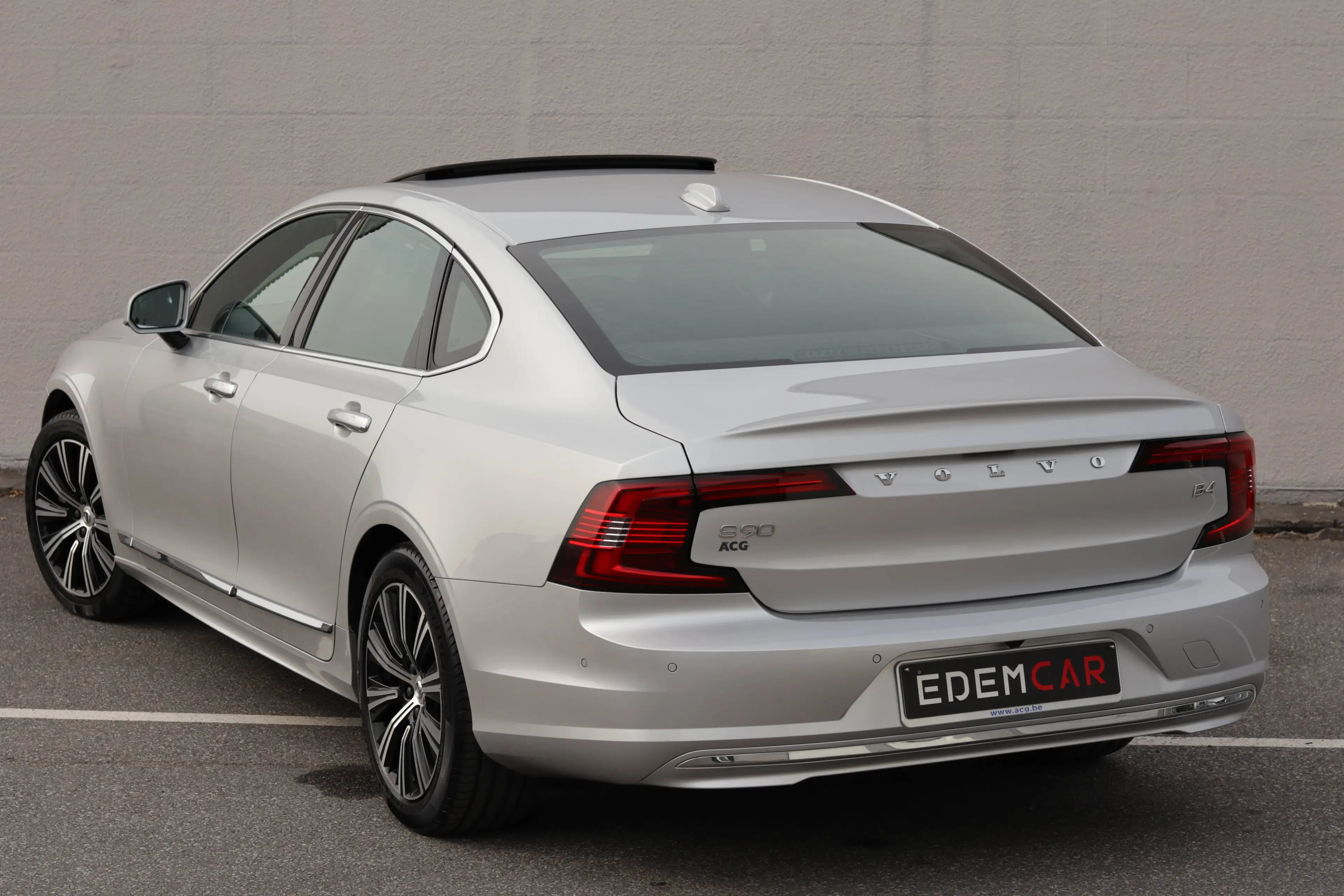 Volvo S90 S90 2.0 B4 MHEV Inscription — photo 9