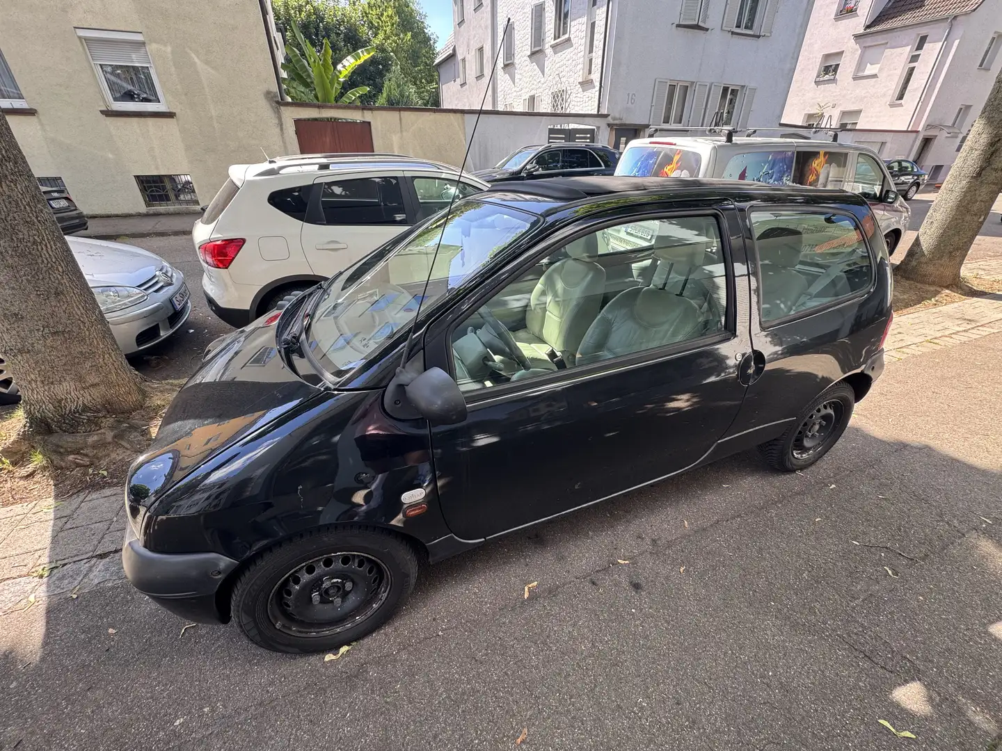 Renault Twingo 1.2 Initiale Ledersitze 1 Jahr TÜV bis 07/2026 - 2